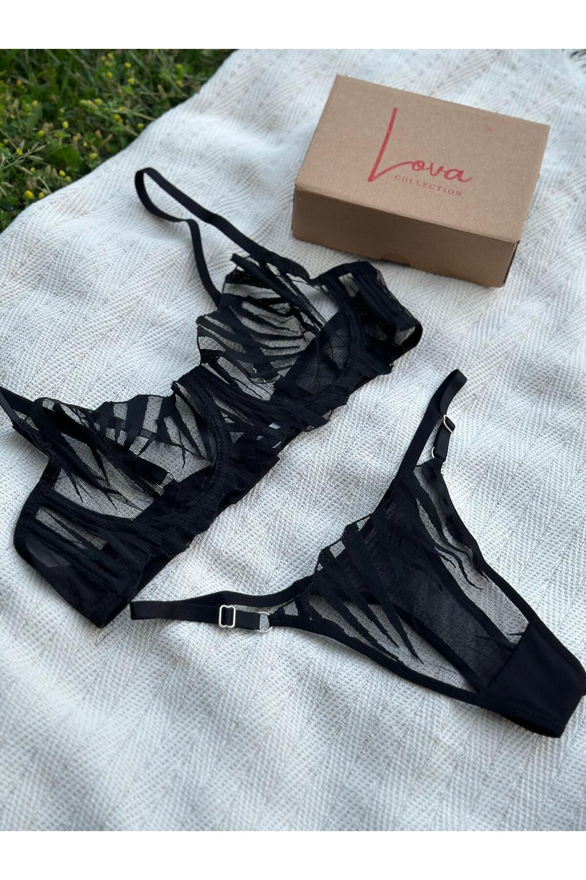 Lova Collection Mona Siyah Kılıç Sütyen Takım