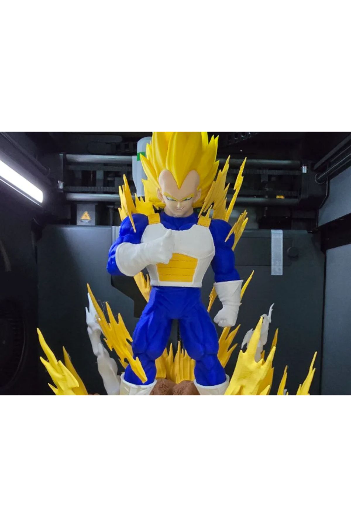 NOMOTHETIC Vegeta SSJ2 Diyorama