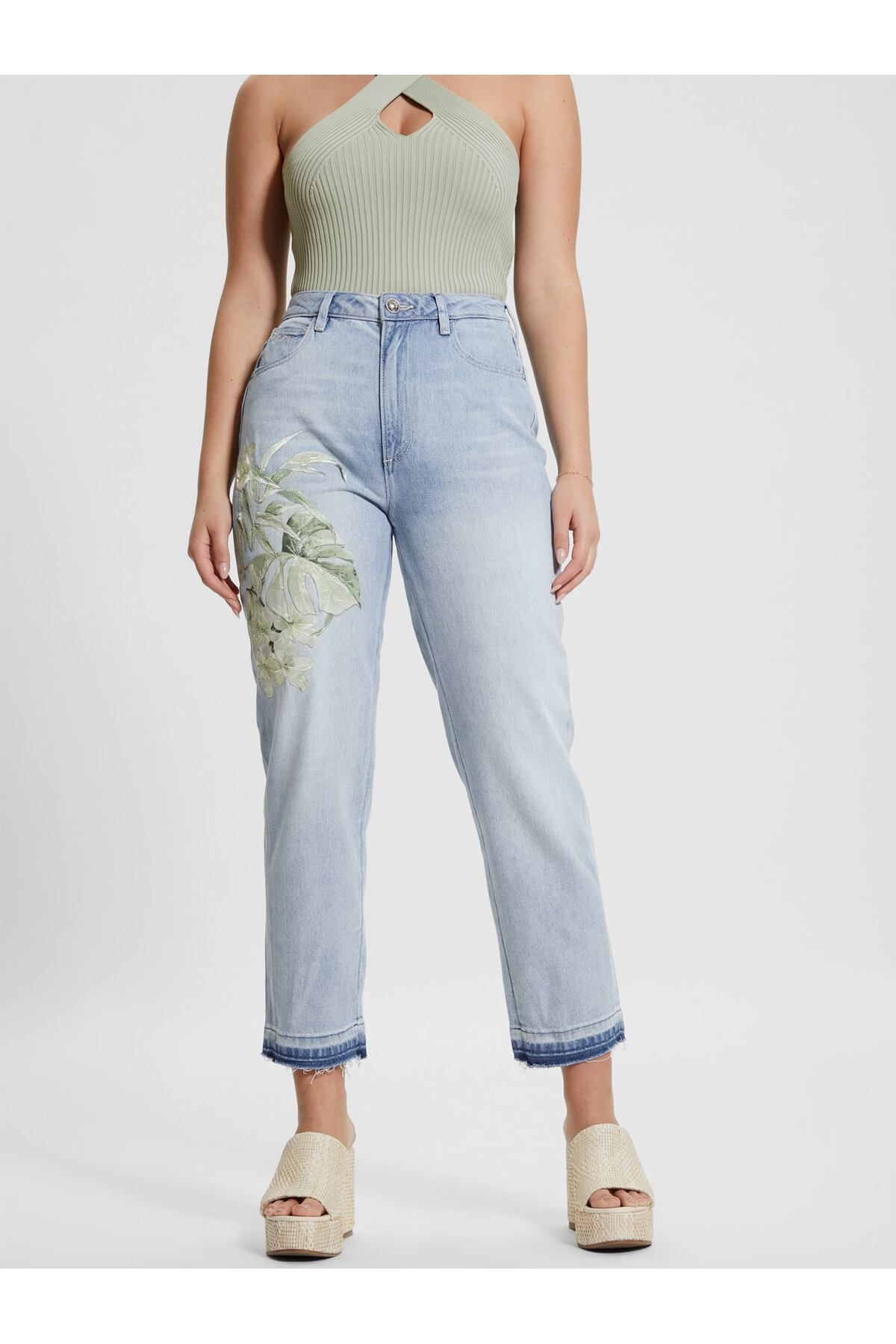 Guess Mom Kadın Relaxed Fit Jean