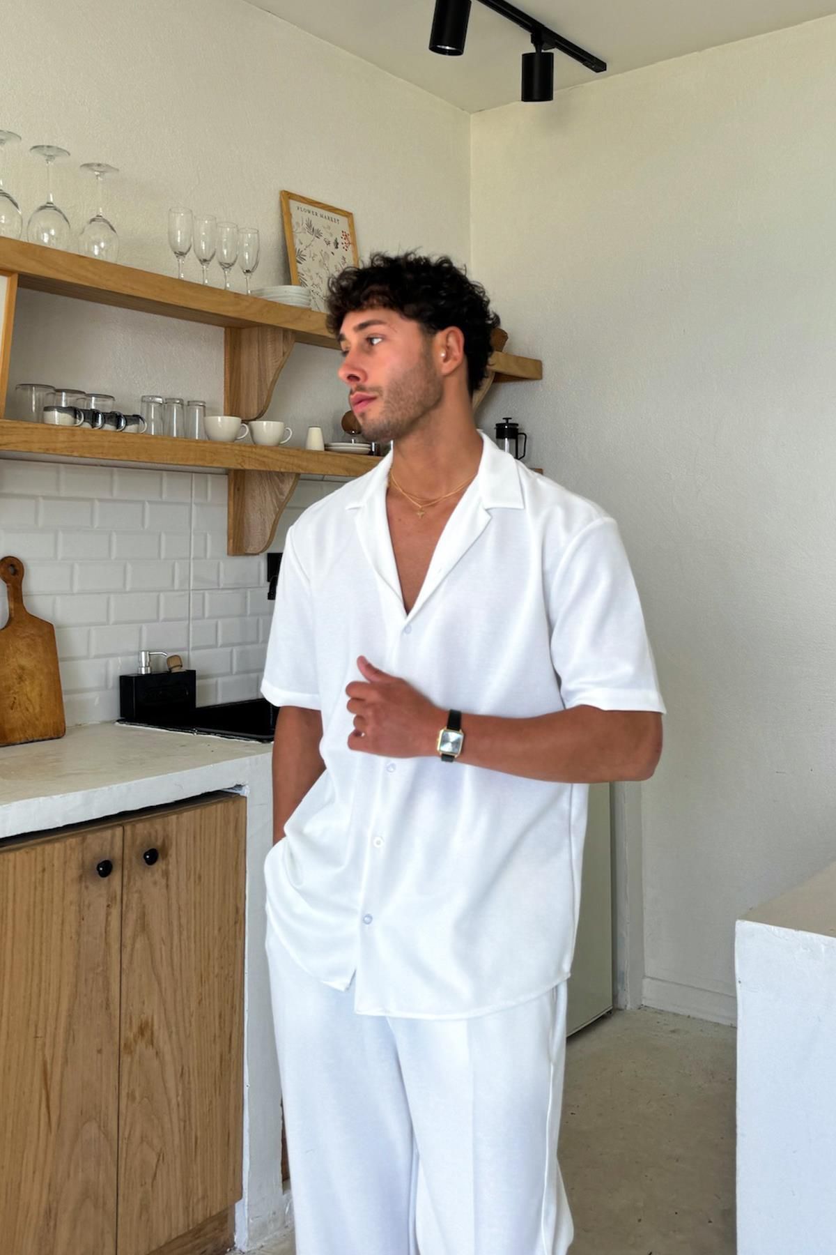 Flaw Wear Beyaz Oversize Kısa Kol Gömlek