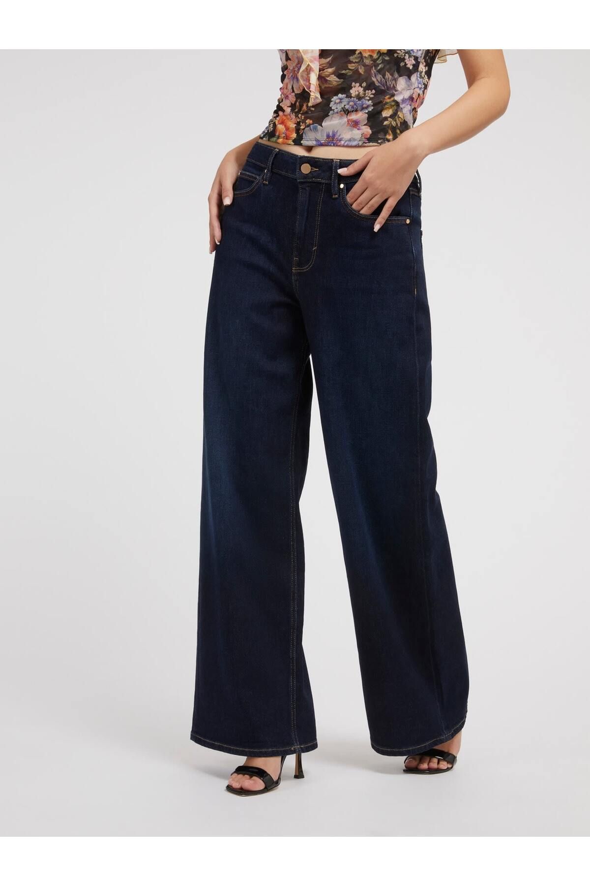 Guess Bellflower Kadın Relaxed Fit Jean