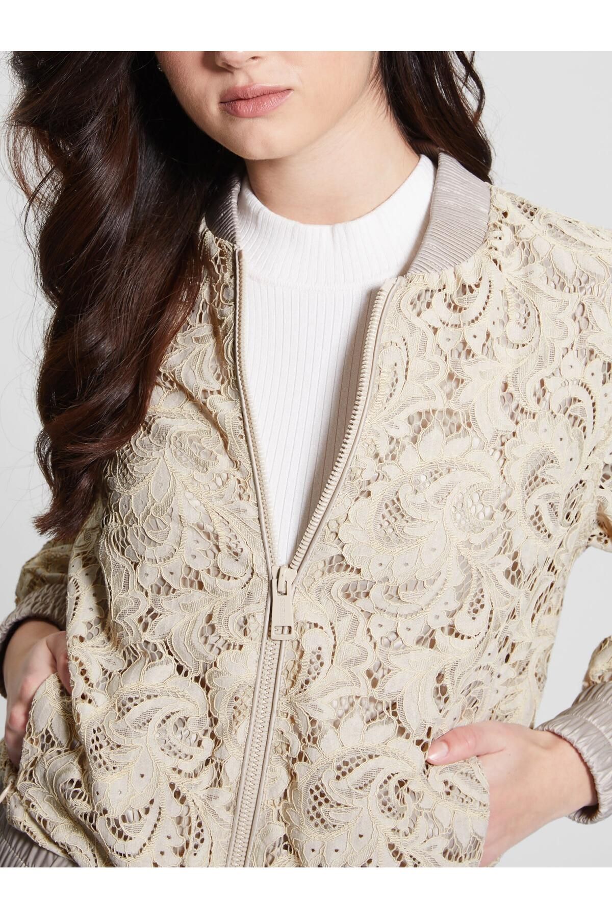 Guess Aisha Kadın Bomber Ceket