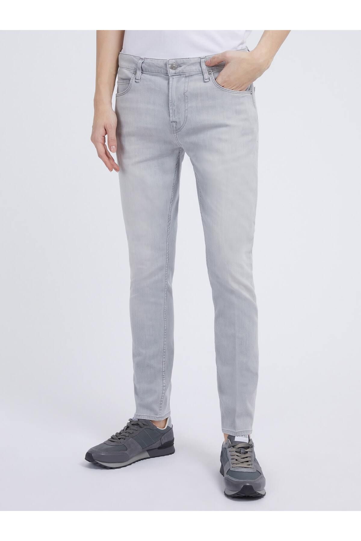 Guess Chris Erkek Super Skinny Fit Jean