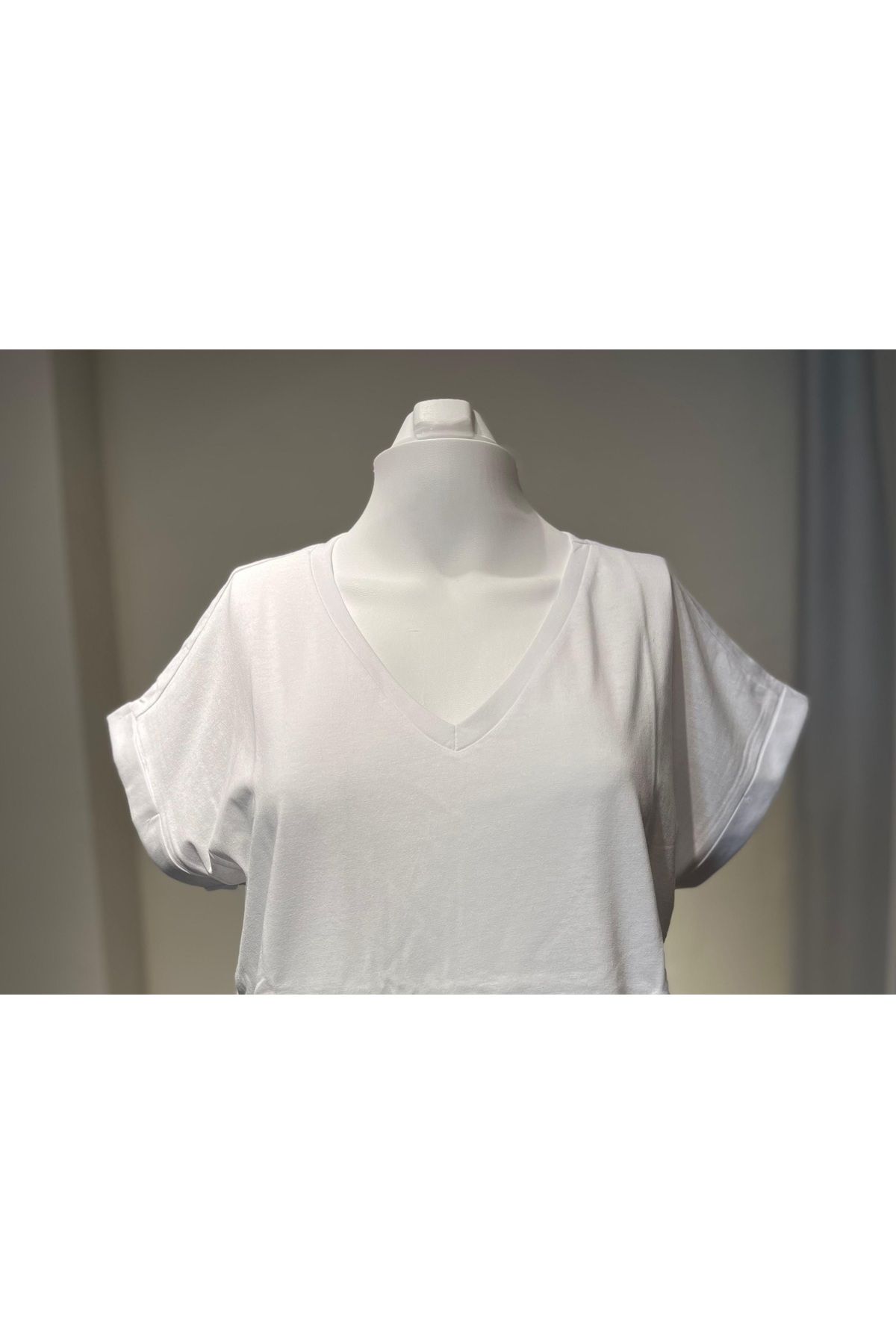MODA Kadın V Yaka T-shirt