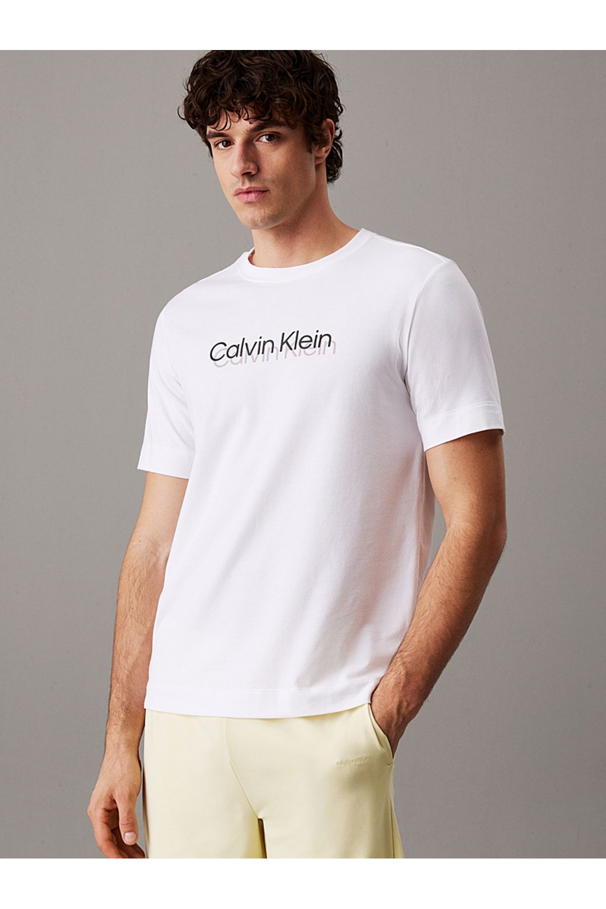 Calvin Klein Logo T-Shirt