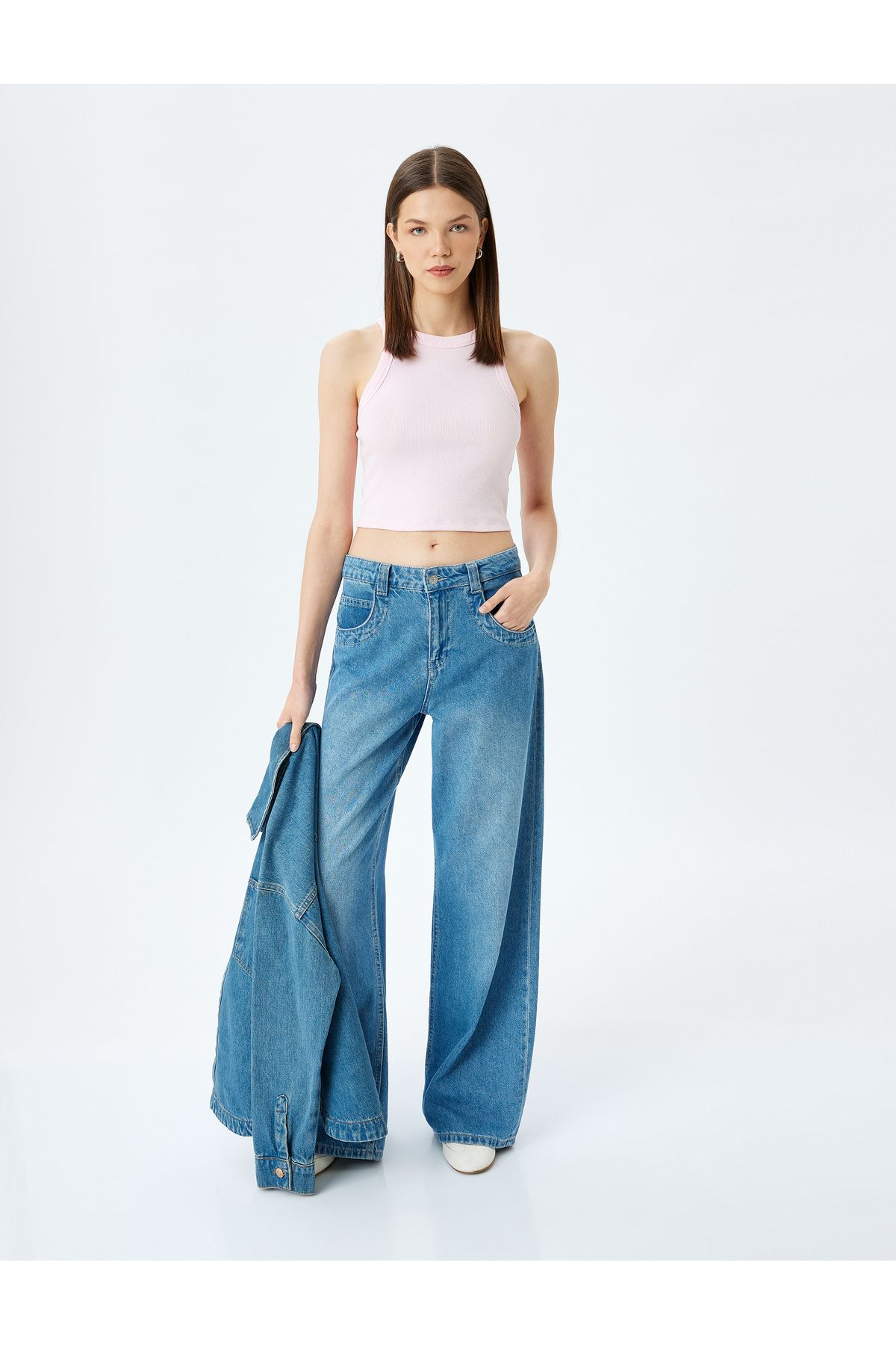 Koton Yeni Sezon Halter Yaka Fitilli Slim Fit Crop Kadın Atlet