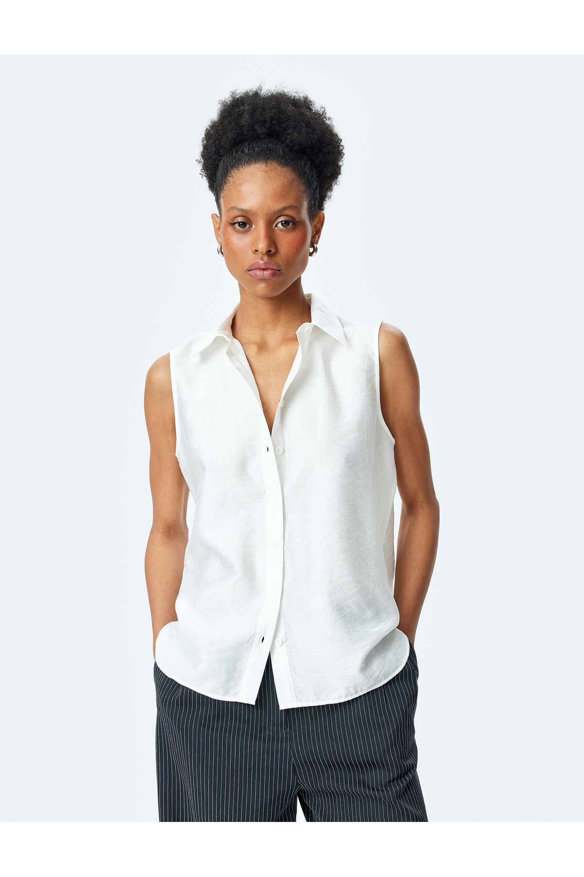 Koton-off white Viscose Sleeveless Shirt 3