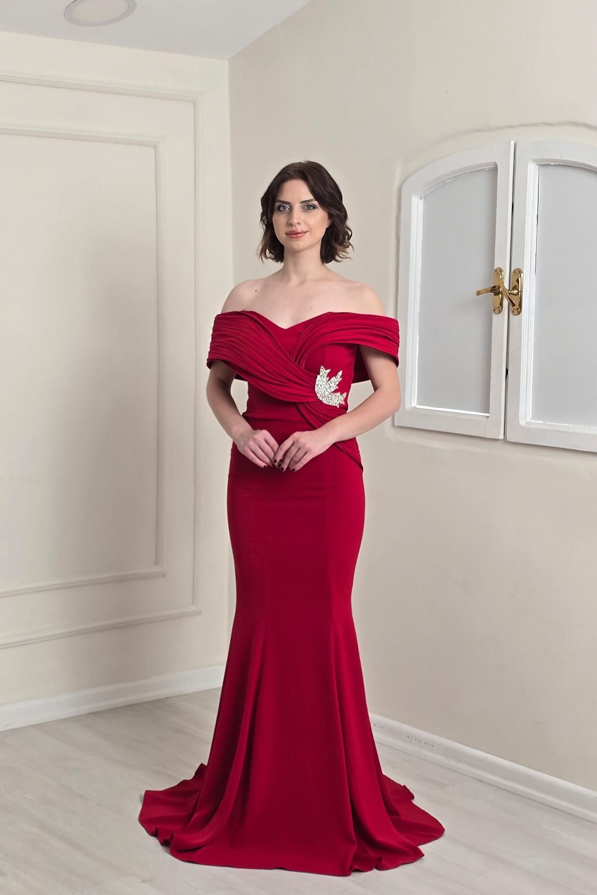 Yonca Moda Evi Kırmızı Yaka Detaylı Abiye 5415