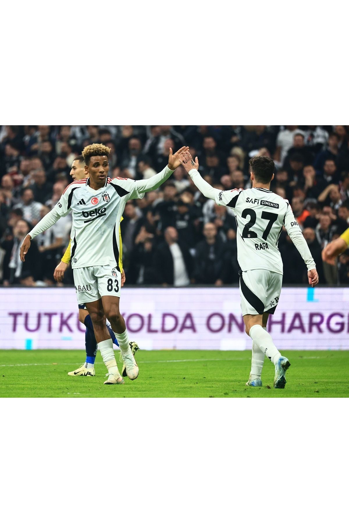 Alaturka Mix 2024/25 вєşíktαş #27 ./ rαfα sílvα Alternatif Forması BEYAZ