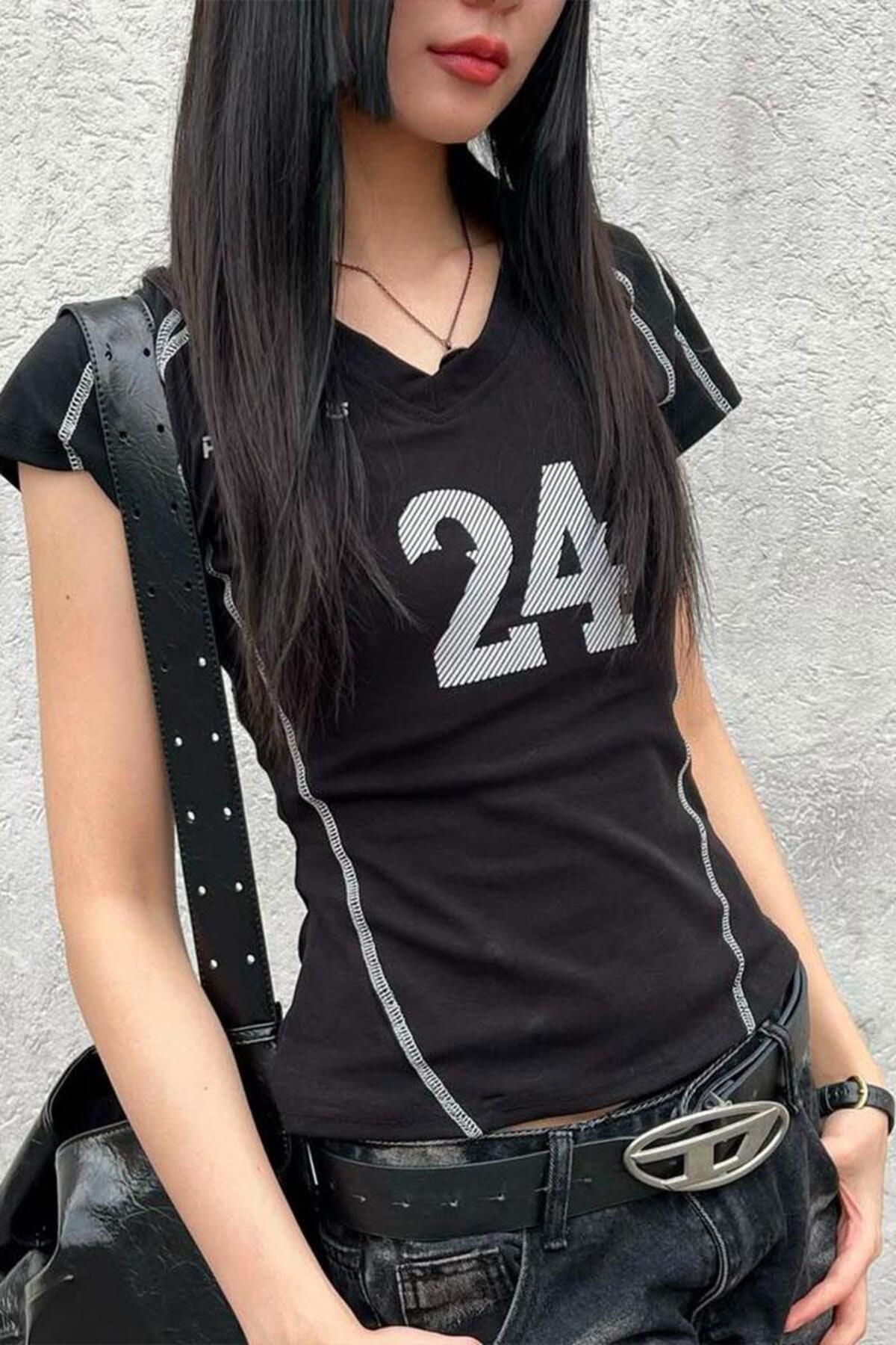 Karakedi Basic Dikiş Detay No24 Kısa Kollu Body
