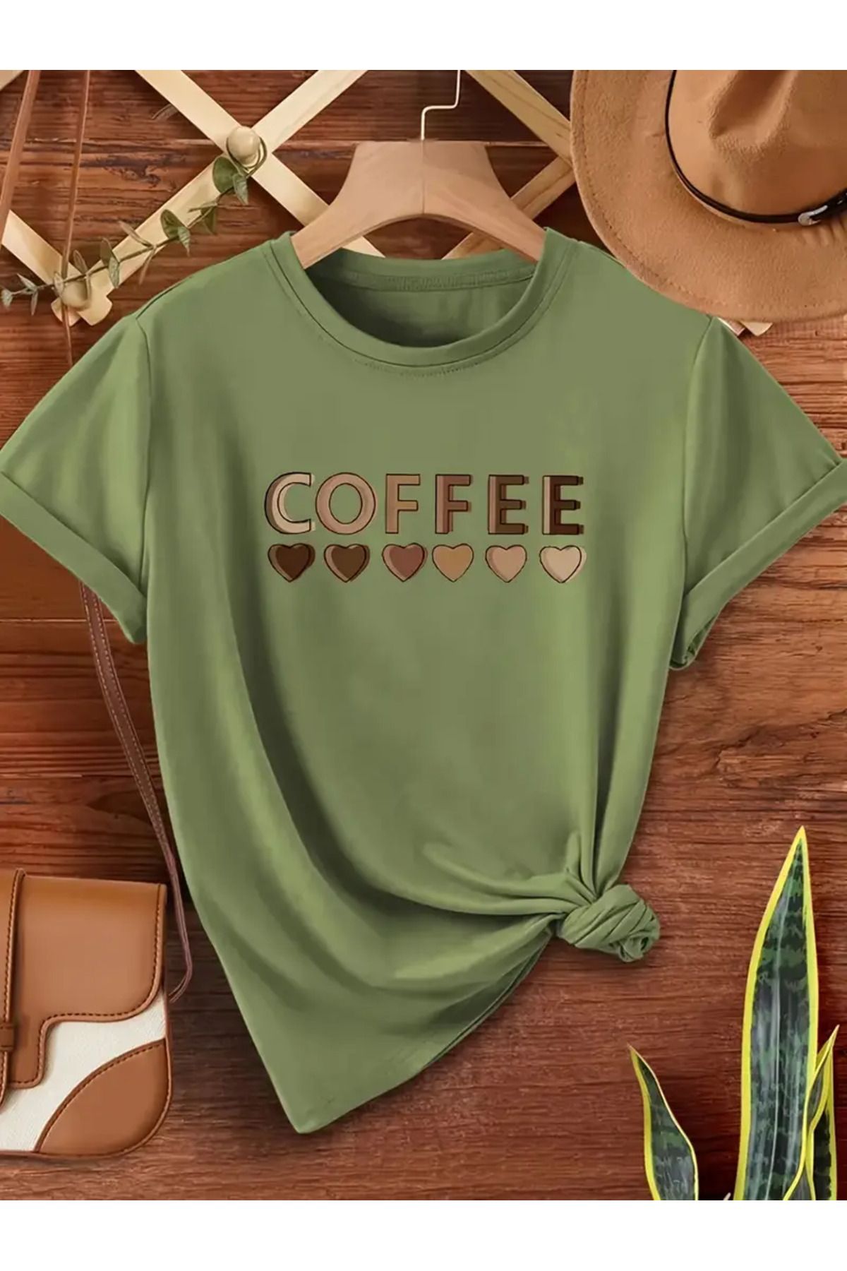 Hunors Sportswear & Company Coffee Baskılı Kadın Haki yeşili T-shirt