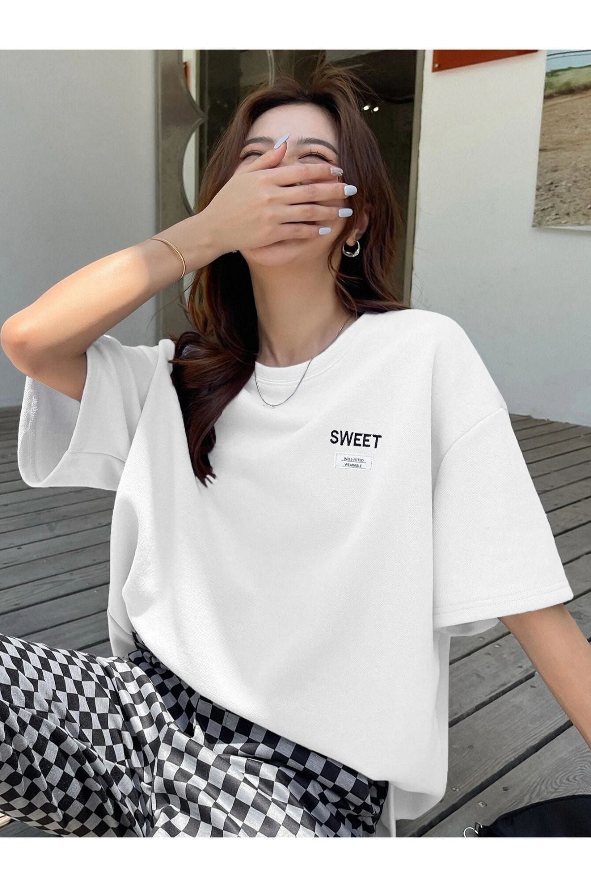 Hunors Sportswear & Company Beyaz Sweet T-Shirt - Baskılı Oversize Bisiklet Yaka Kısa Kol