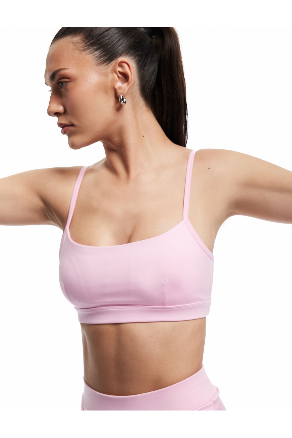 Koton Askılı Arkası Pencere Detaylı Slim Fit Crop Sporcu Sütyeni