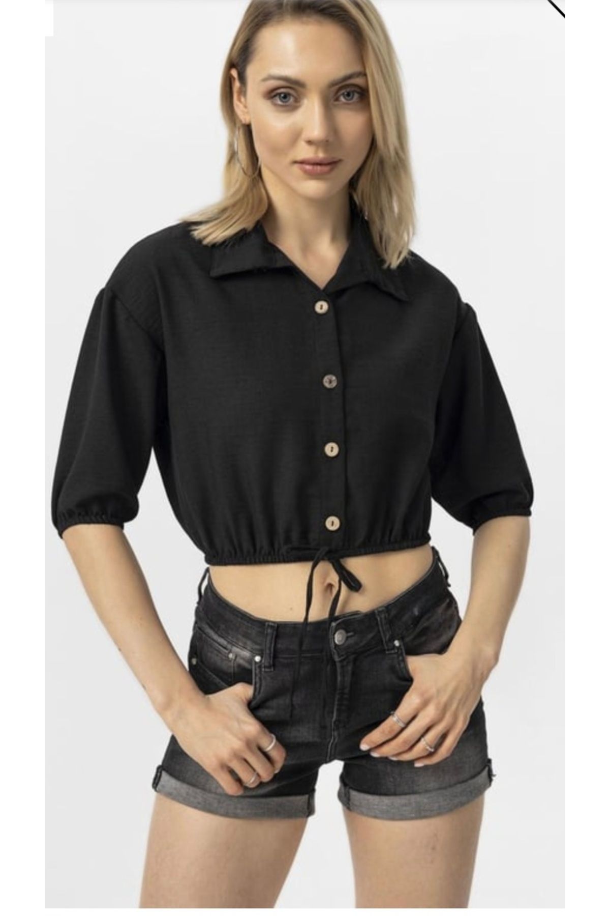 MODA Kolları ve bel kısmı büzgülü bapcık detaylı siyah crop bluz