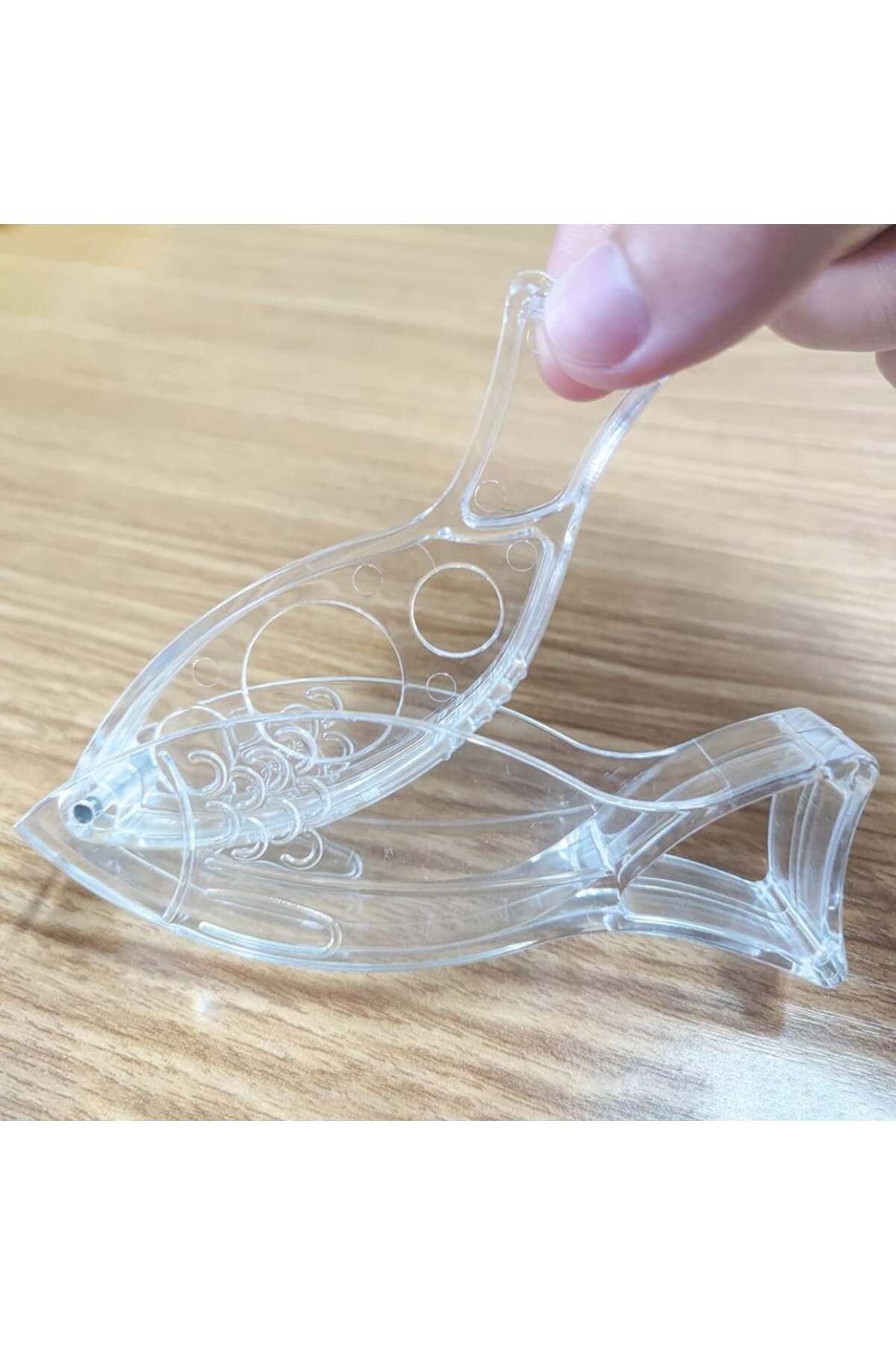 YAWMLYE-Set of 4 Yawmlye fish-shaped manual lemon squeezers, ABS, 0.6 L, 100 x 30 x 50 mm 4