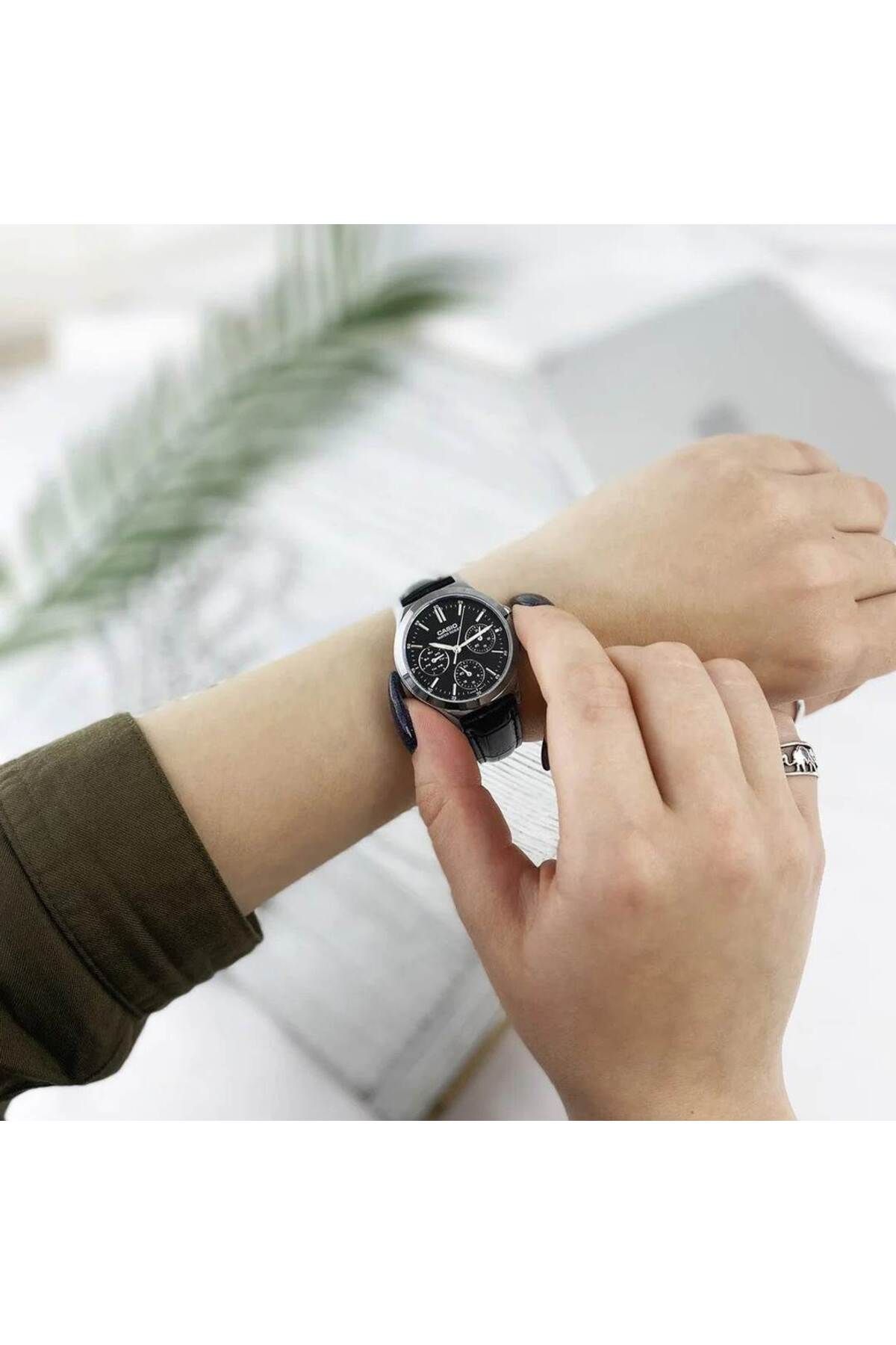 Casio-Ceas Dama, Casio, Collection LTP-V3 LTP-V300L-1A 3