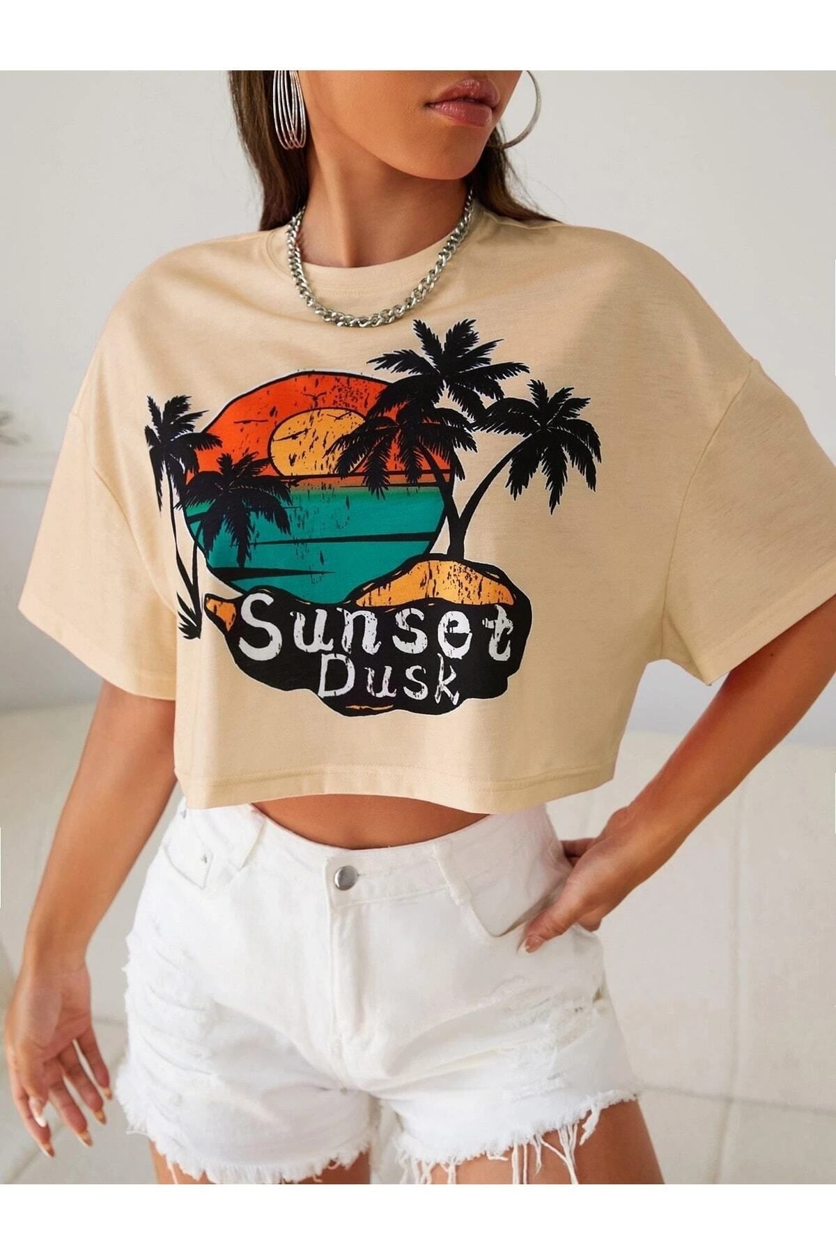 Hunors Sportswear & Company Kadın / Kız Crop Oversize Sunset Dusk Baskılı
