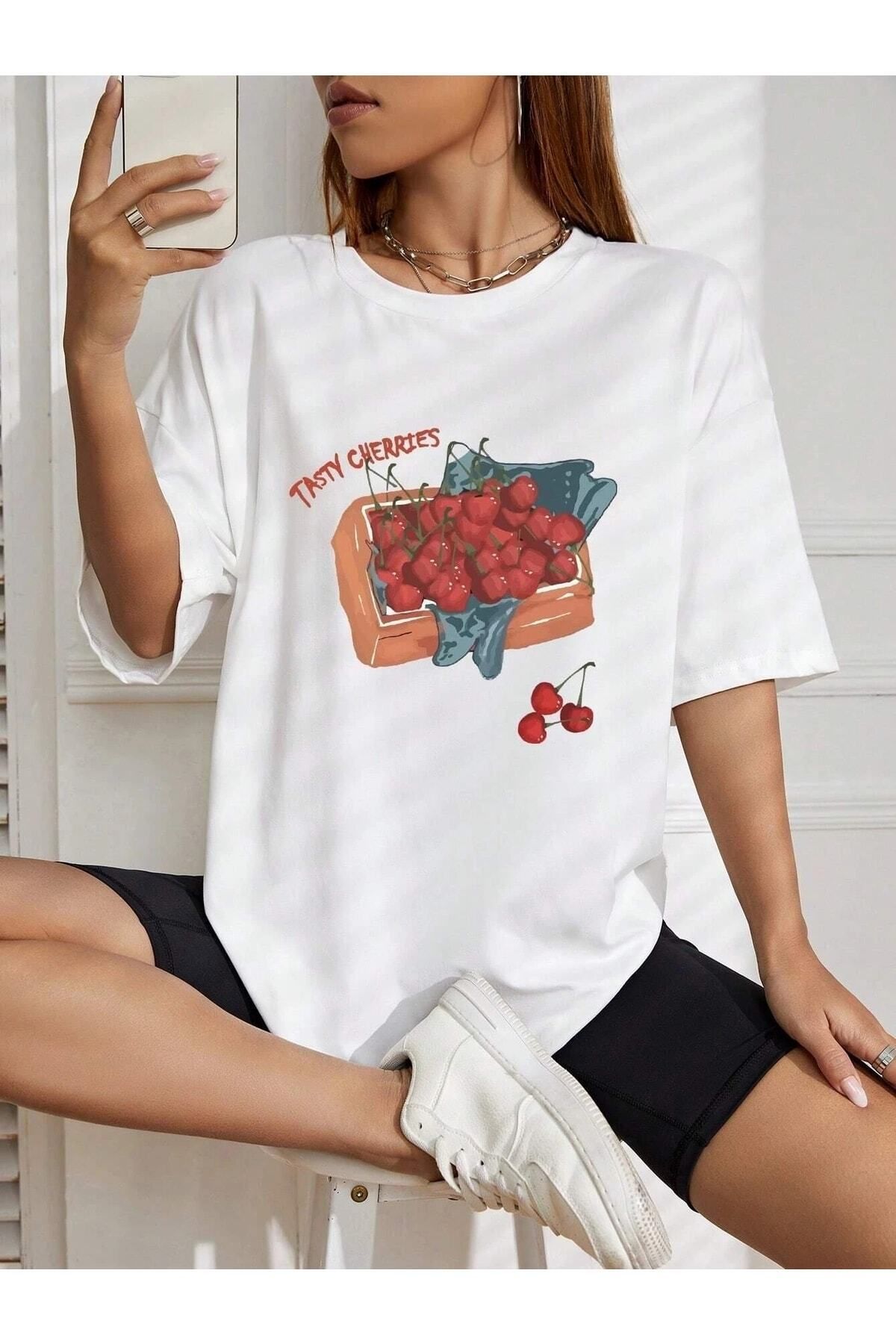 Hunors Sportswear & Company Kadın / Kız Kiraz Baskılı Oversize T-shirt Salaş Boyfirend