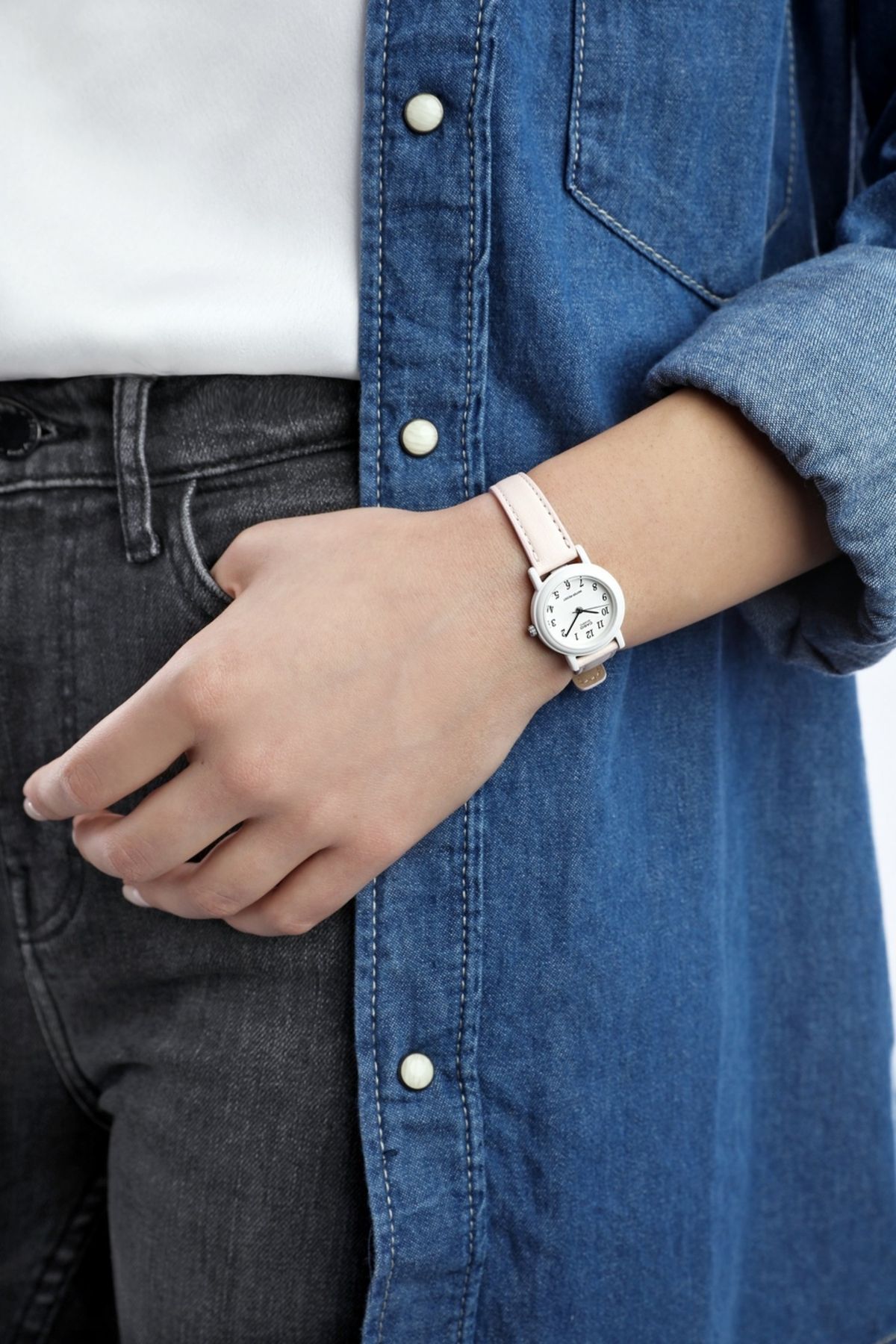 Casio-Ceas Dama, Casio, Standard LQ LQ-139L-4B2 3