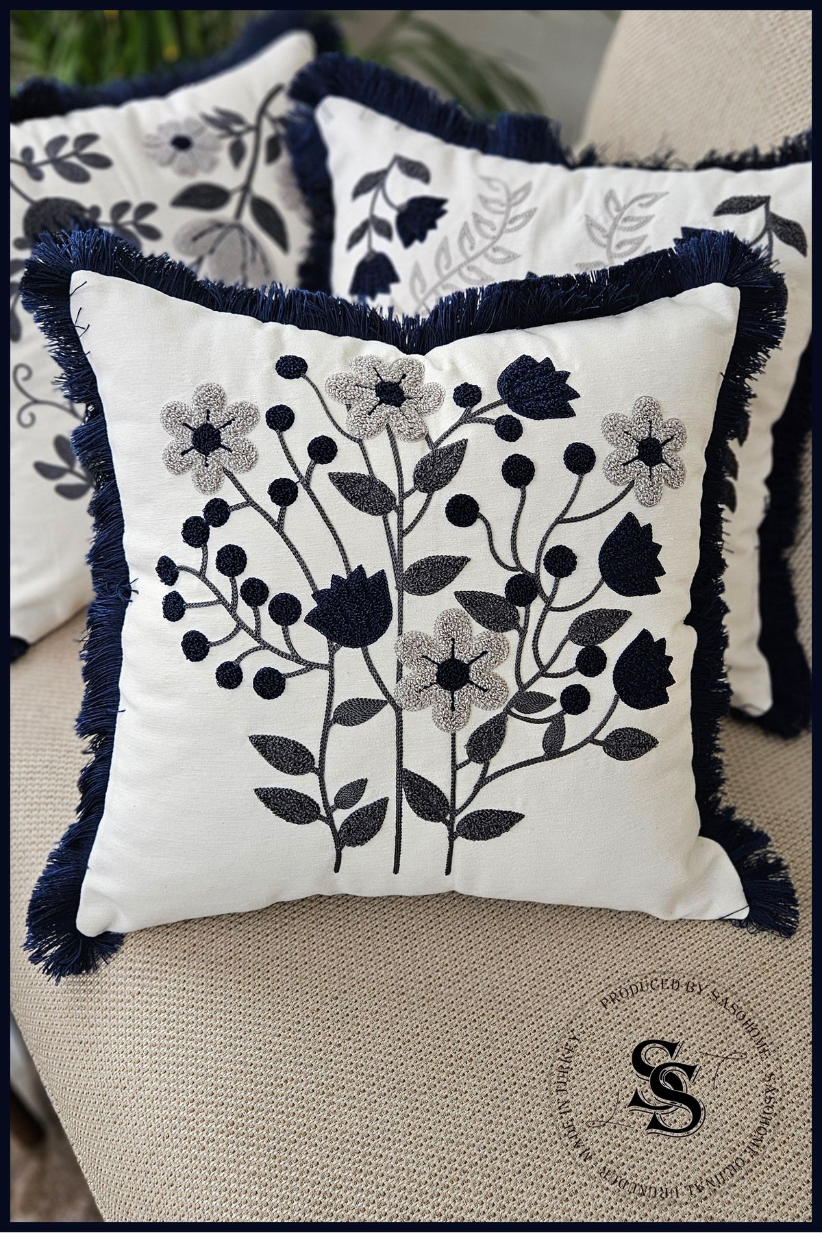 SasoHome Beauty Flowers Punch Nakış Desenli Keten Kırlent Kılıfı