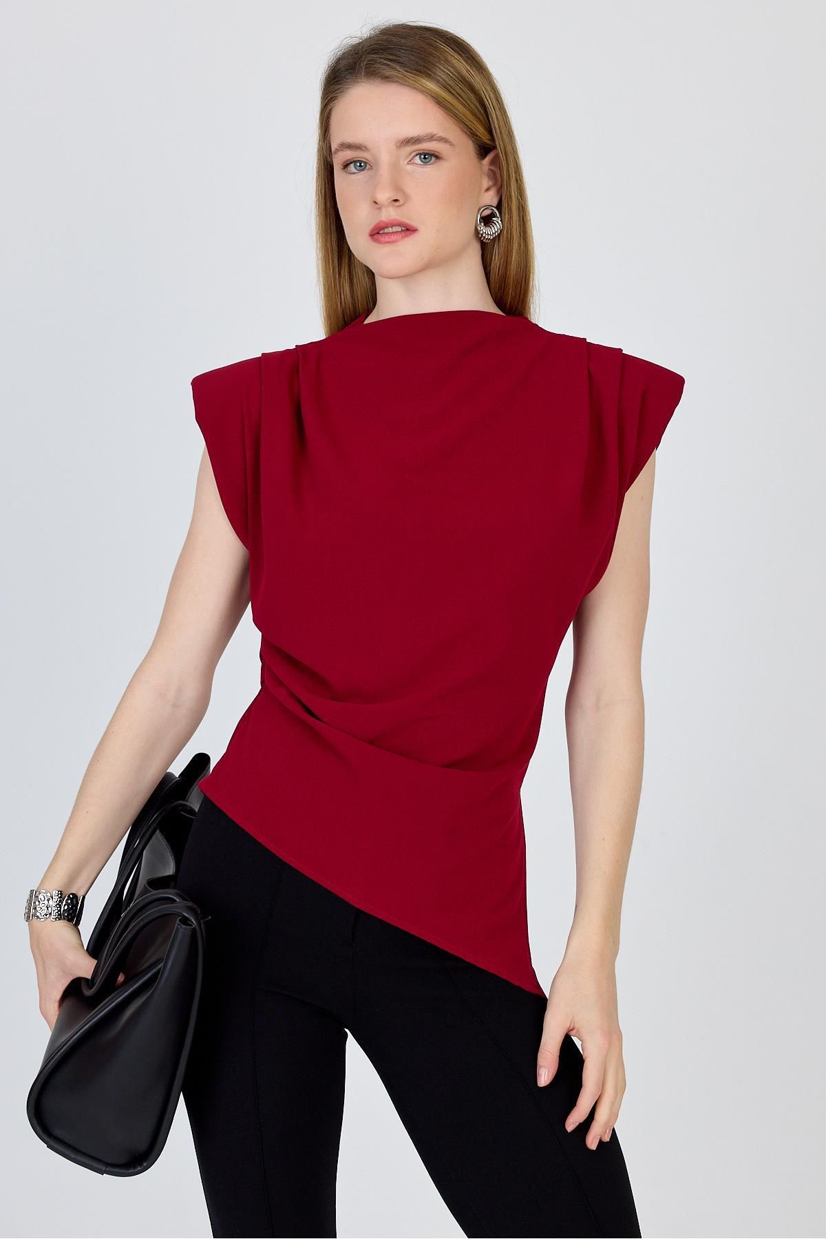 Rays Bordo Vatkalı Asimetrik Kesim Kolsuz Bluz 242185