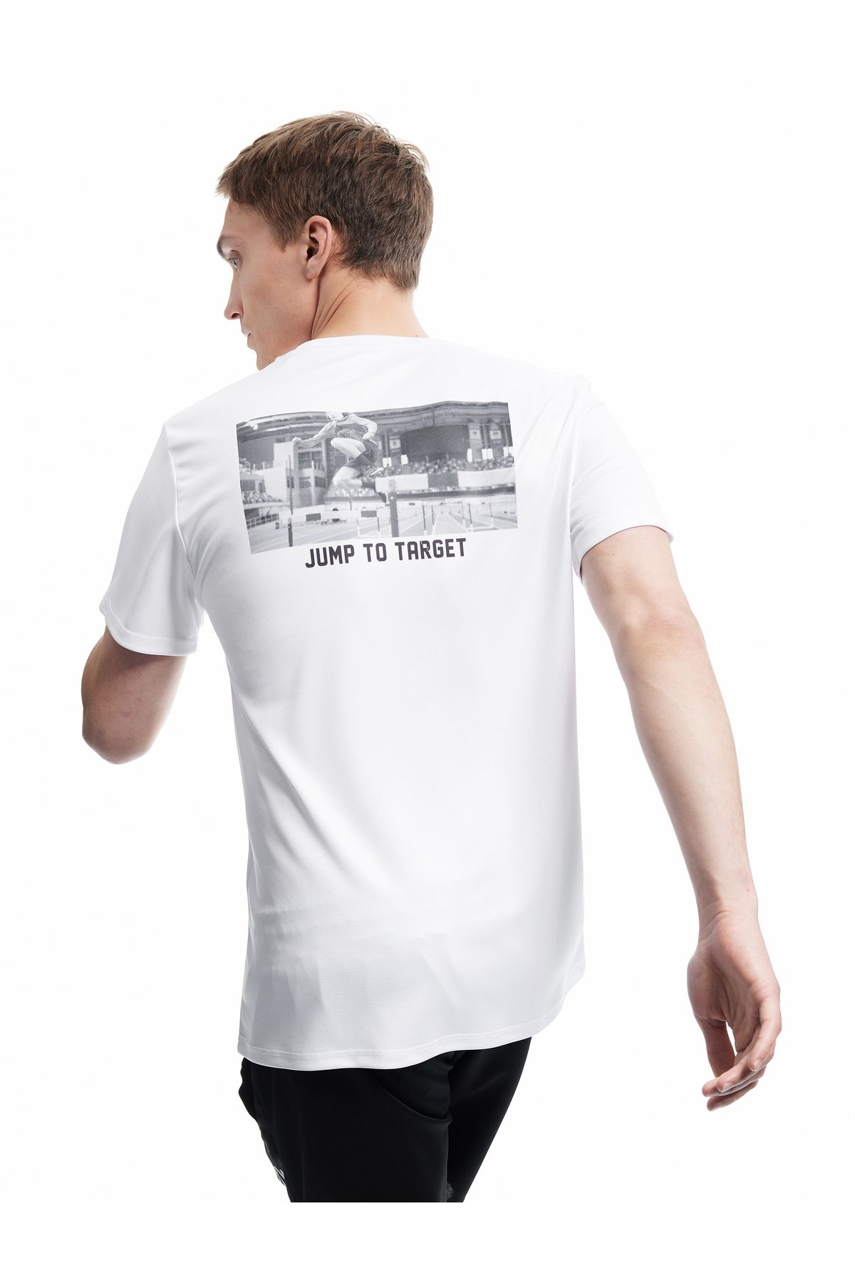 Koton Kısa Kollu Regular Fit Bisiklet Yaka Arkası Baskılı Spor Tişört