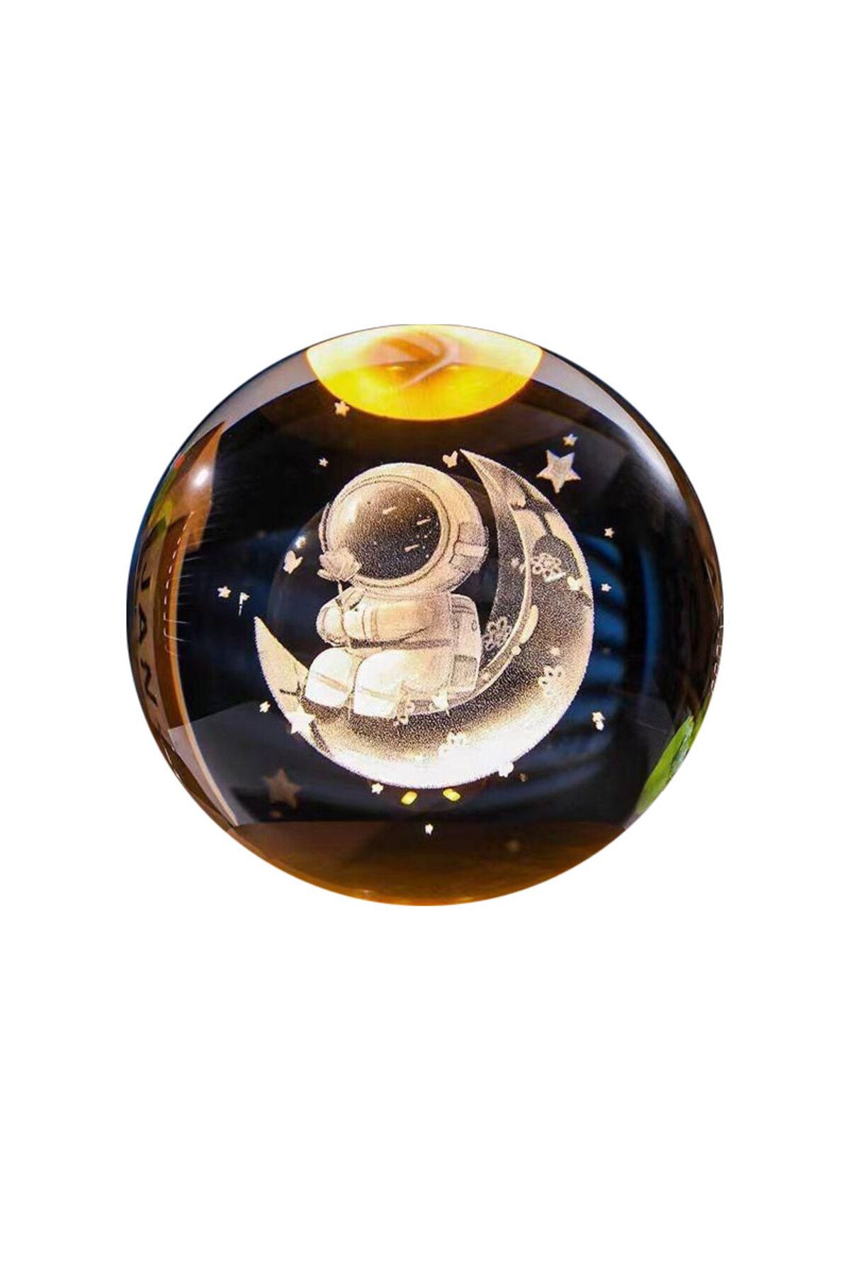 ÖYKÜ VE YİĞİT Dekoratif Ay Üstünde Astronot Tasarımlı Plastik Altlıklı Cam Küre