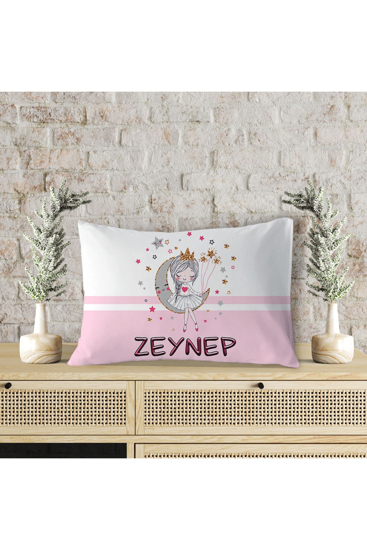 BAMBAŞKA MODA İsimli Yastık Kılıfı BMYAS-010