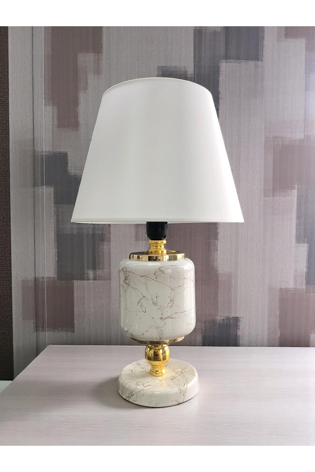 ferayhome Abajur Aydınlatma Seramik Oval Beyaz Mermer Beyaz Şapka Gold - Feray Home