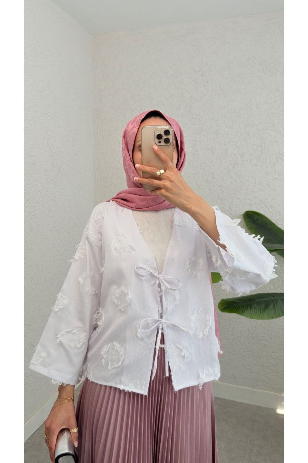 Castivo Fashion Püskül Çiçek Desenli Bağlamalı Dokulu Kısa Ceket