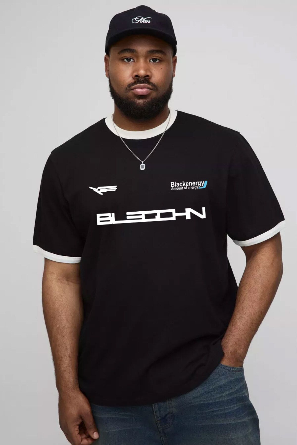 FUWEAR Siyah Battal Bisiklet Yaka Oversize Yaka Biyeli Black Energy Baskılı Büyük Beden T-Shirt