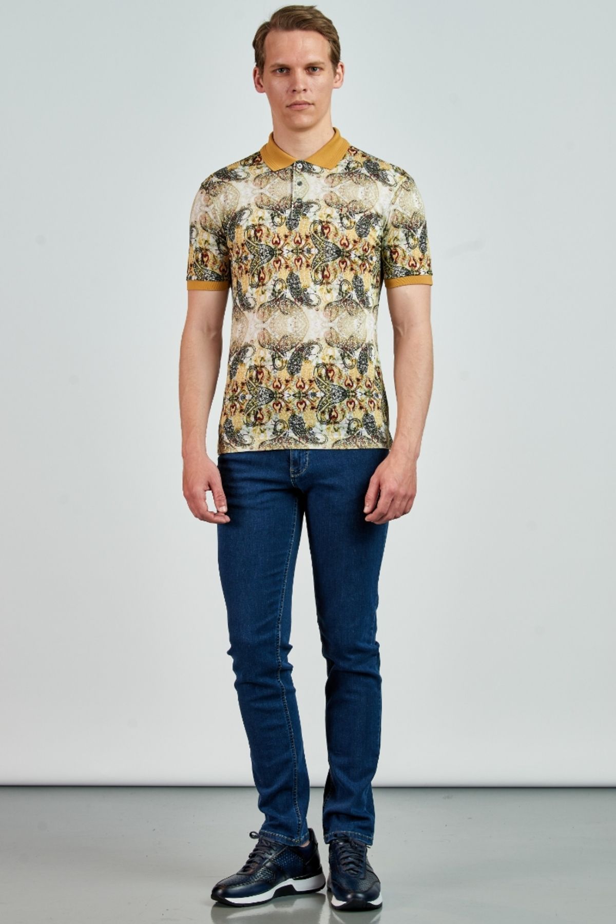 Giovane Gentile T-Shirt
