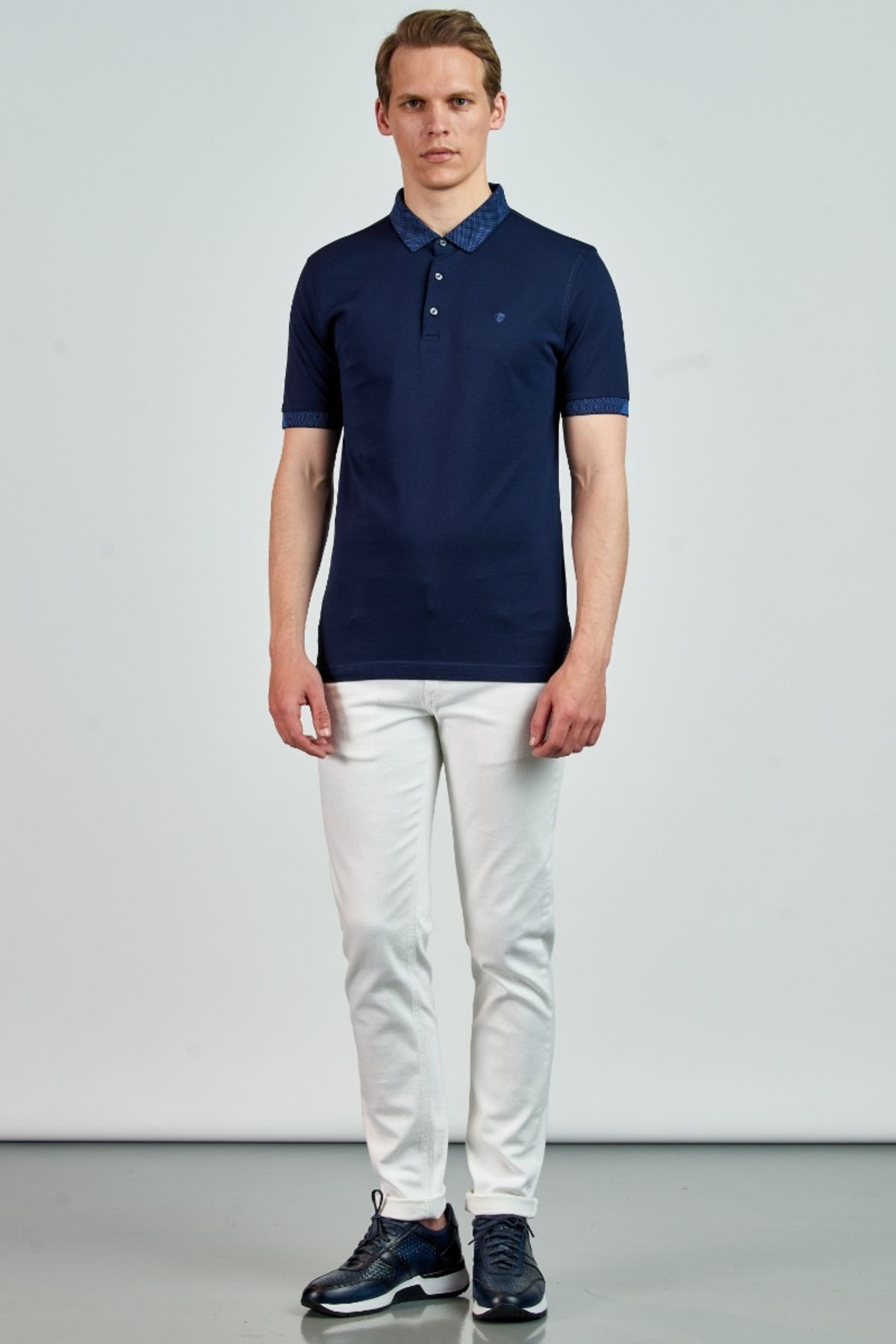 Giovane Gentile T-Shirt