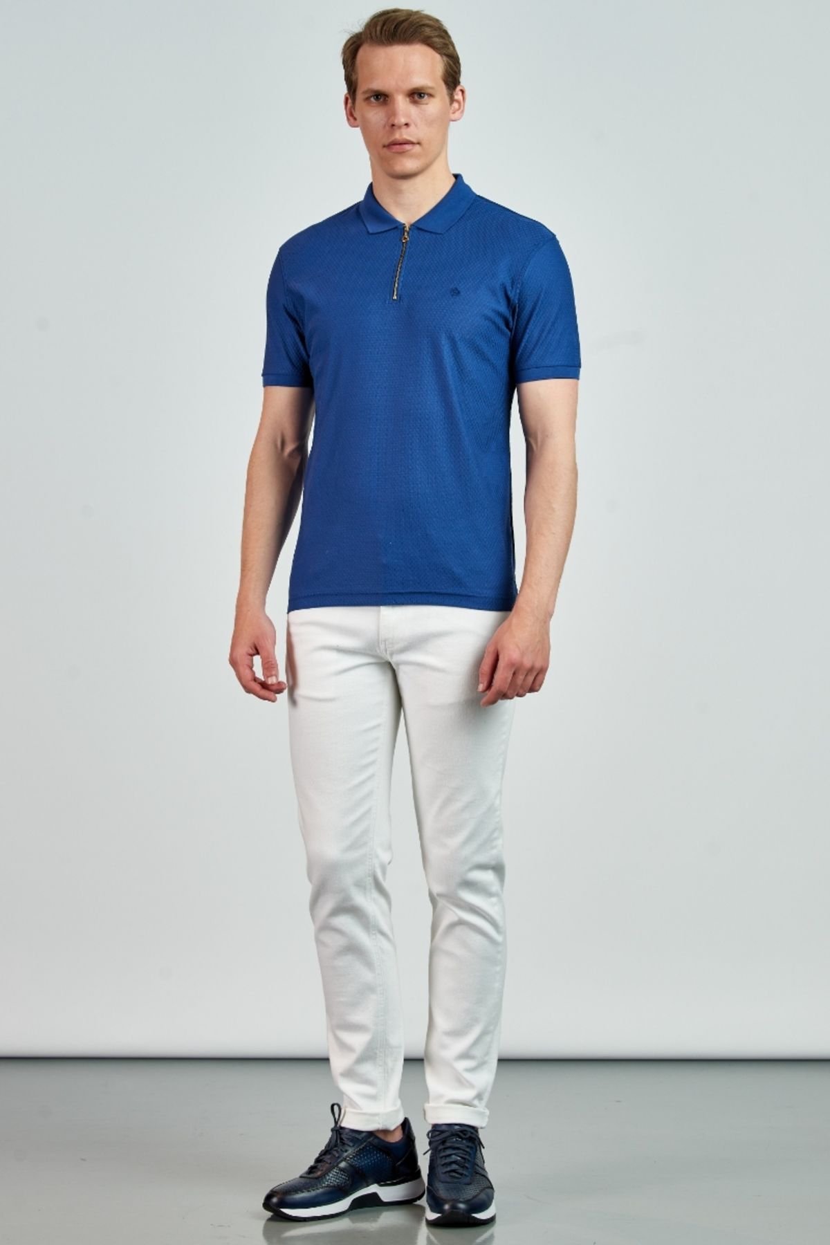 Giovane Gentile T-Shirt