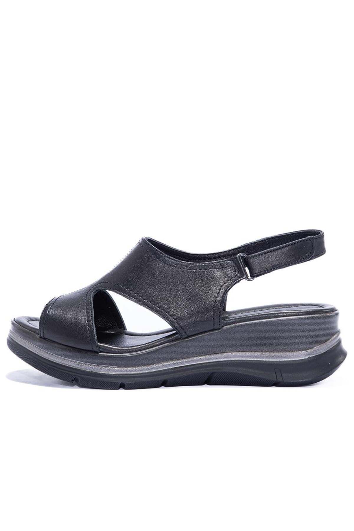 Gusse Lavera Kadın Hakiki Deri Sandalet 2561