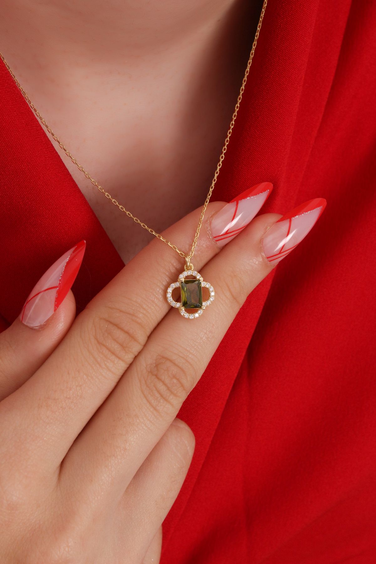 LİNOVE JEWELLERY Peridot Baget Kolye, 925 Ayar Gümüş Kolye, Yonca Peridot Kolye, Gümüş Peridot Kolye