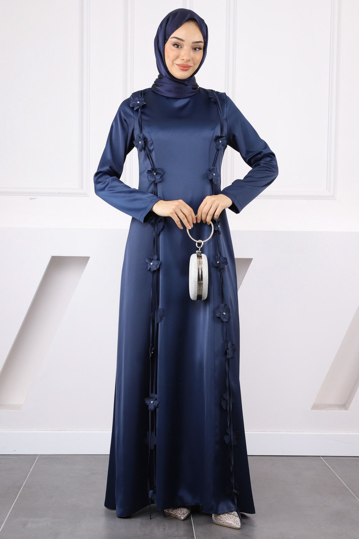 İmajButik Lacivert Çiçek Detaylı Saten Abiye