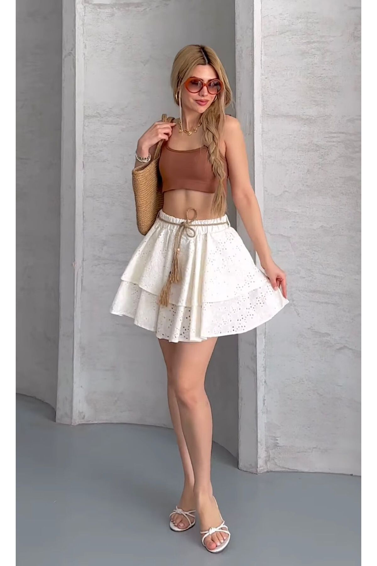 Butik Yakma Poplin Kat Kat Etek Hasır Detaylı