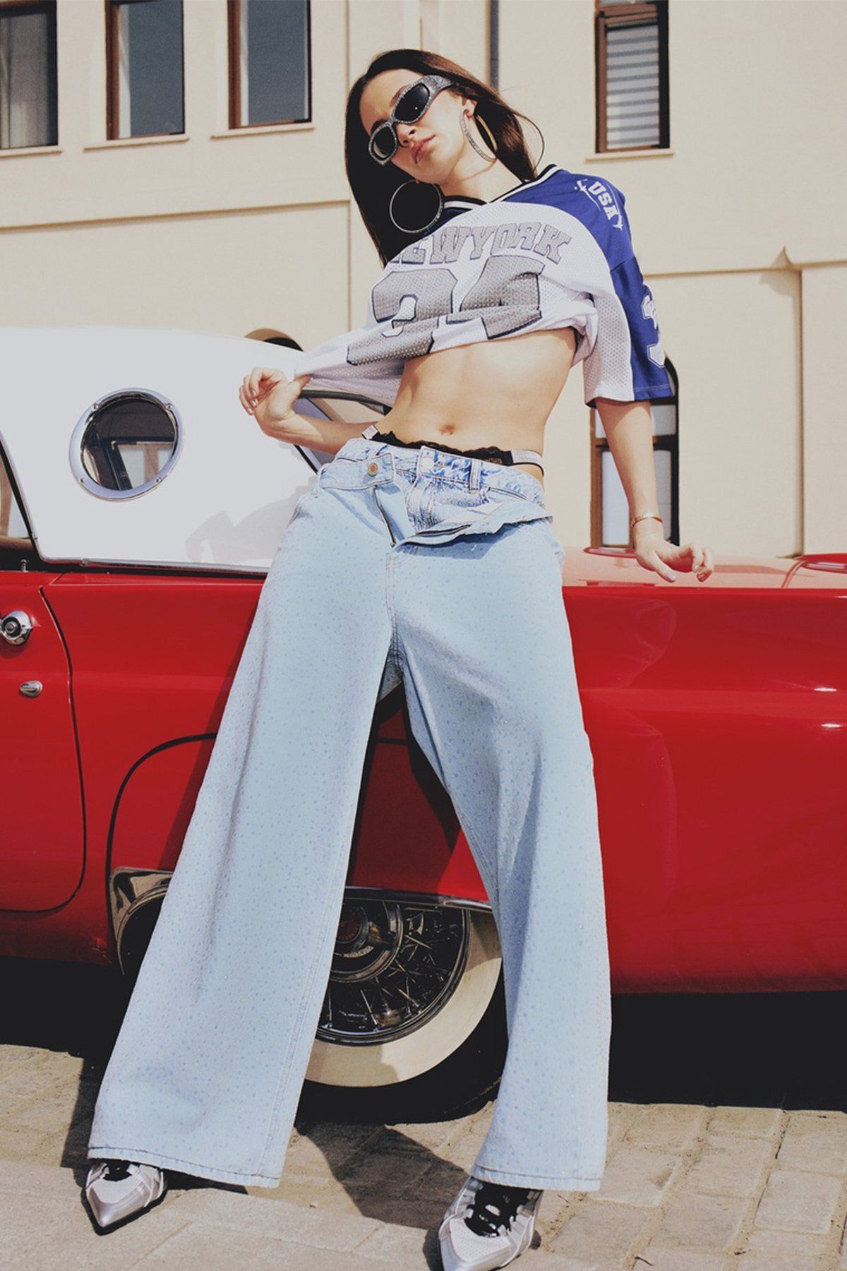 Koton Kadın X İnji - Taş Detaylı Pamuklu Düz Paça Loose Fit Jean Pantolon - Straight Jean 5SA