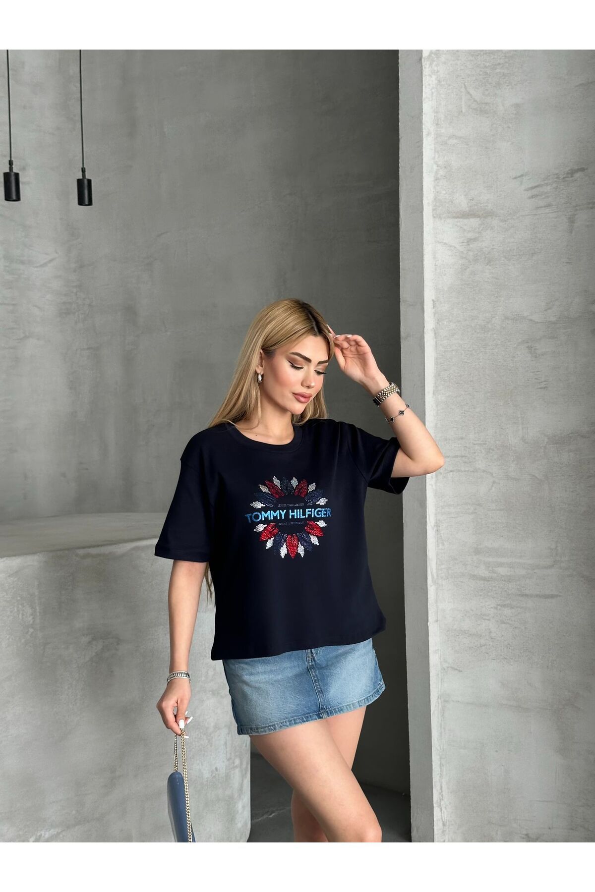 MODA Tomy Hilfger Lacivert Taşlı Tshirt