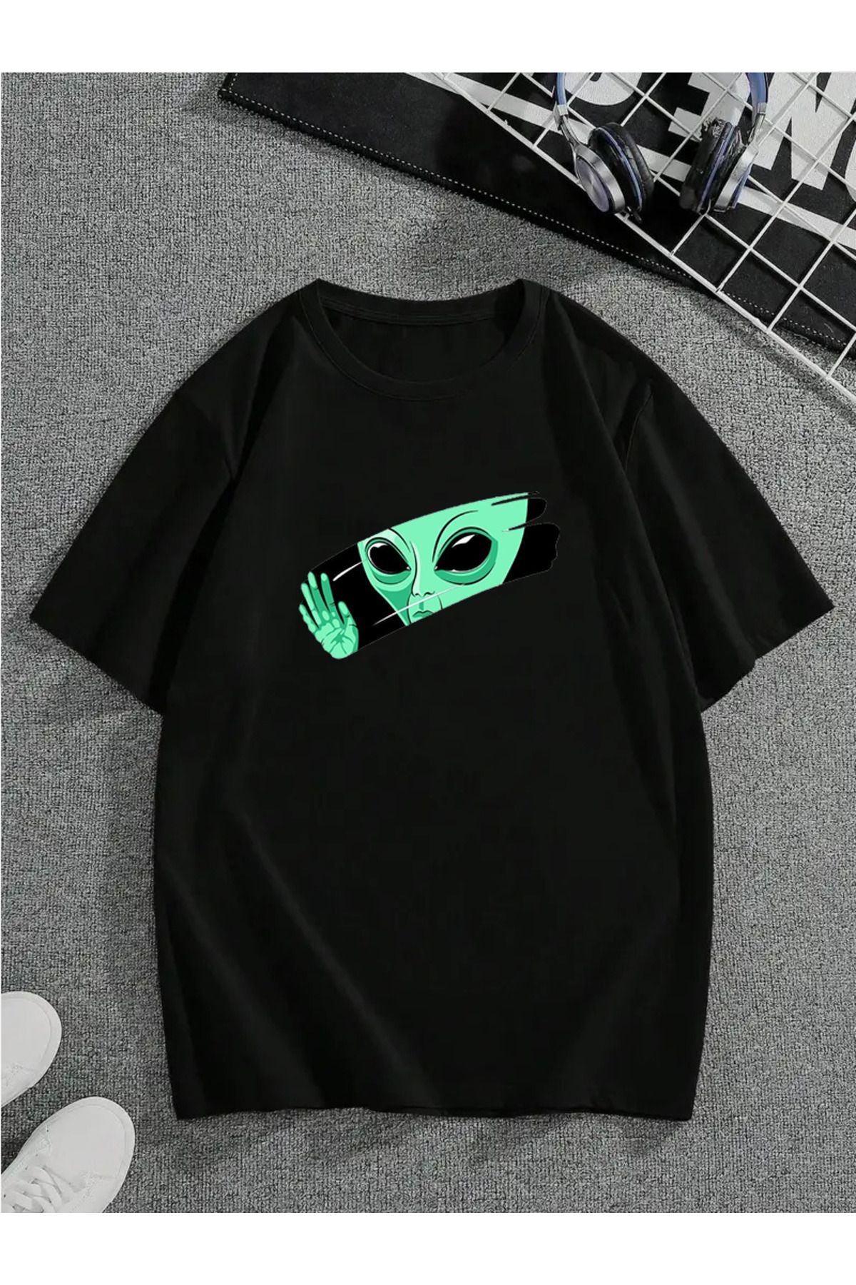 MODA Unisex Oversize Kalıp Uzaylı Baskılı T-Shirt