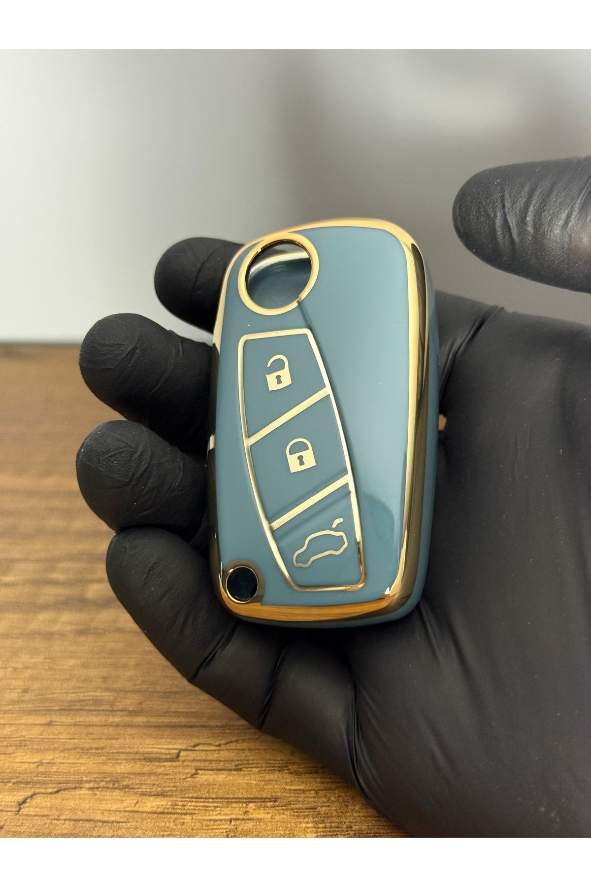 Mavi Keys Fiat Fiorino, Linea Uyumlu Sustalı 3 Düğmeli Silikon Anahtar Kumanda Koruma Nano Kılıf – Gri Renk