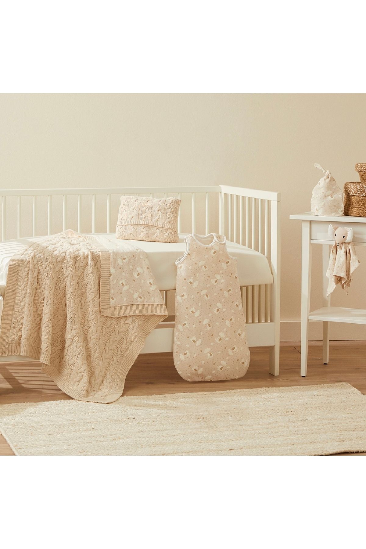 Nipperland-Elephant Patterned Sleeping Bag Set 1