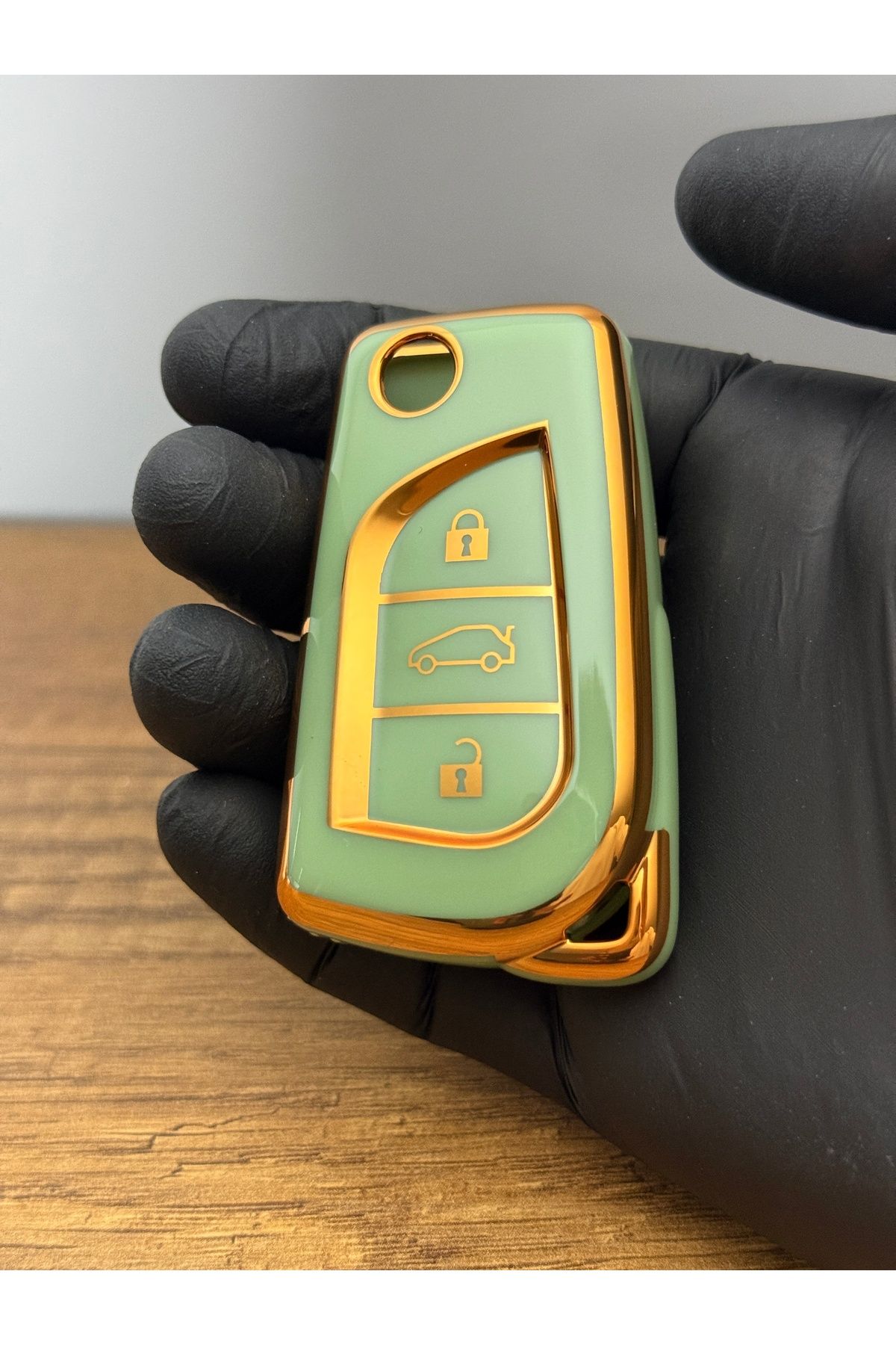 Mavi Keys Toyota Corolla Auris Yaris Verso Uyumlu Sustalı 3 Düğmeli Silikon Anahtar Kumanda Nano Kılıf Yeşil