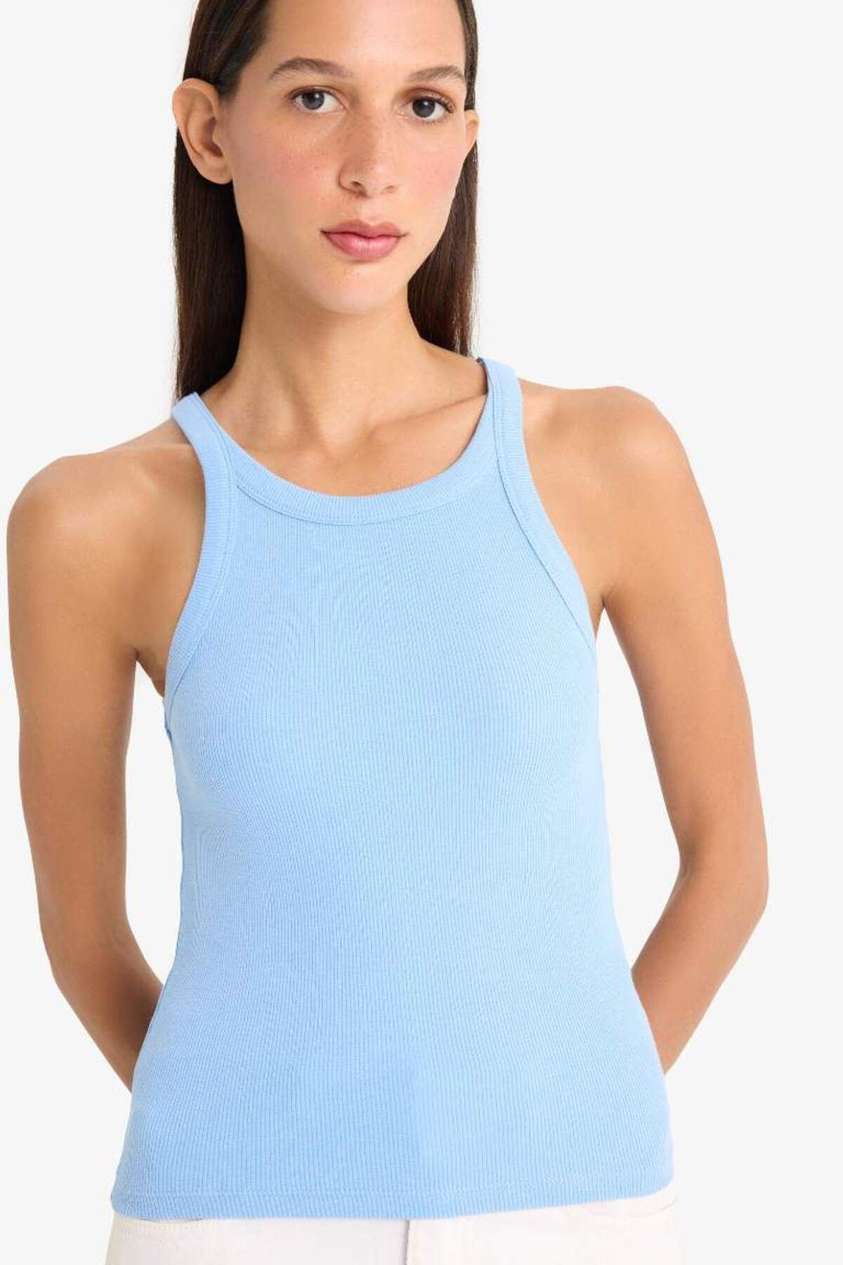 DeFacto Yeni Sezon Slim Fit Dar Kesim Halter Yaka Fitilli Kaşkorse Atlet