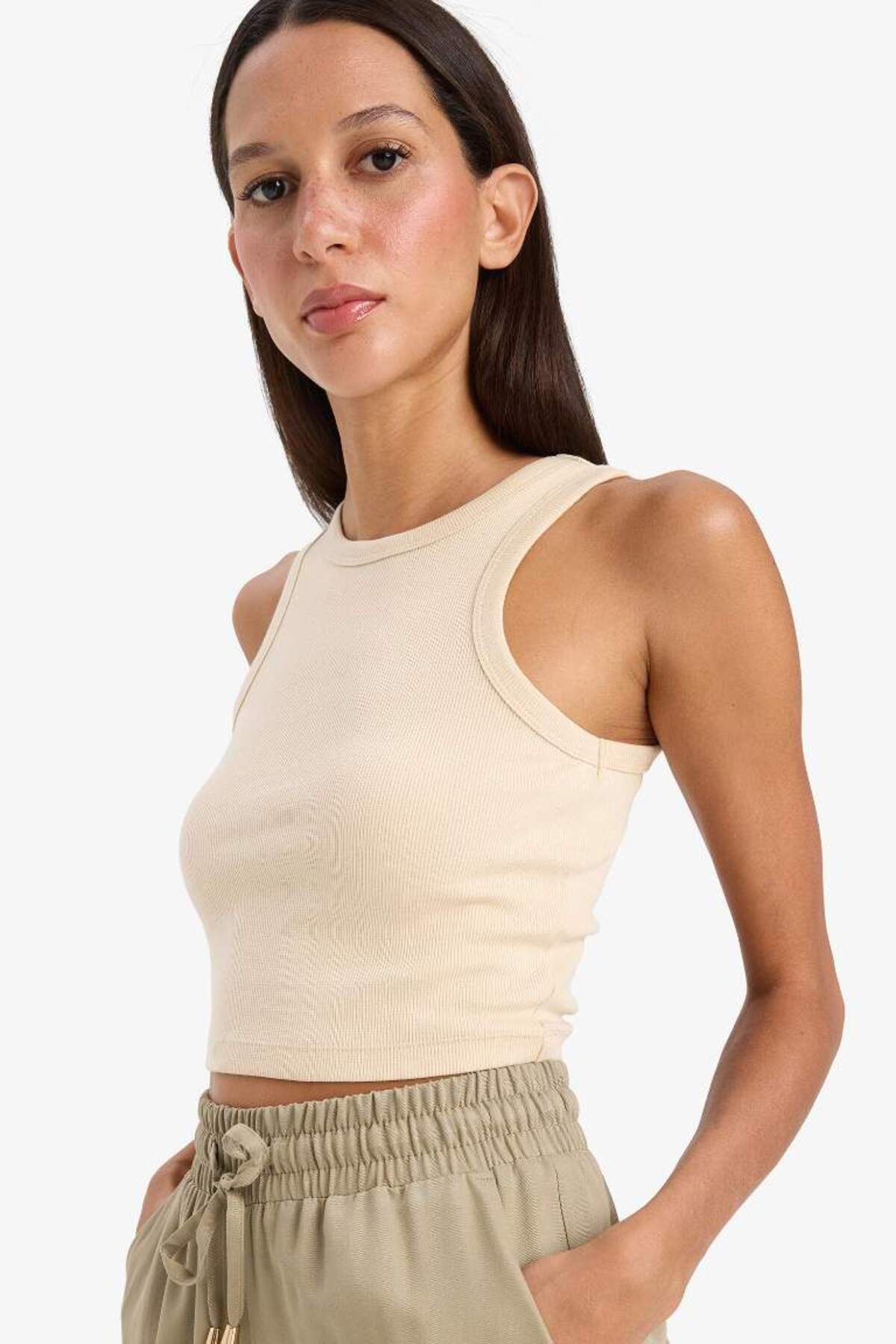 DeFacto Yeni Sezon Fitted Halter Yaka Fitilli Kaşkorse Atlet