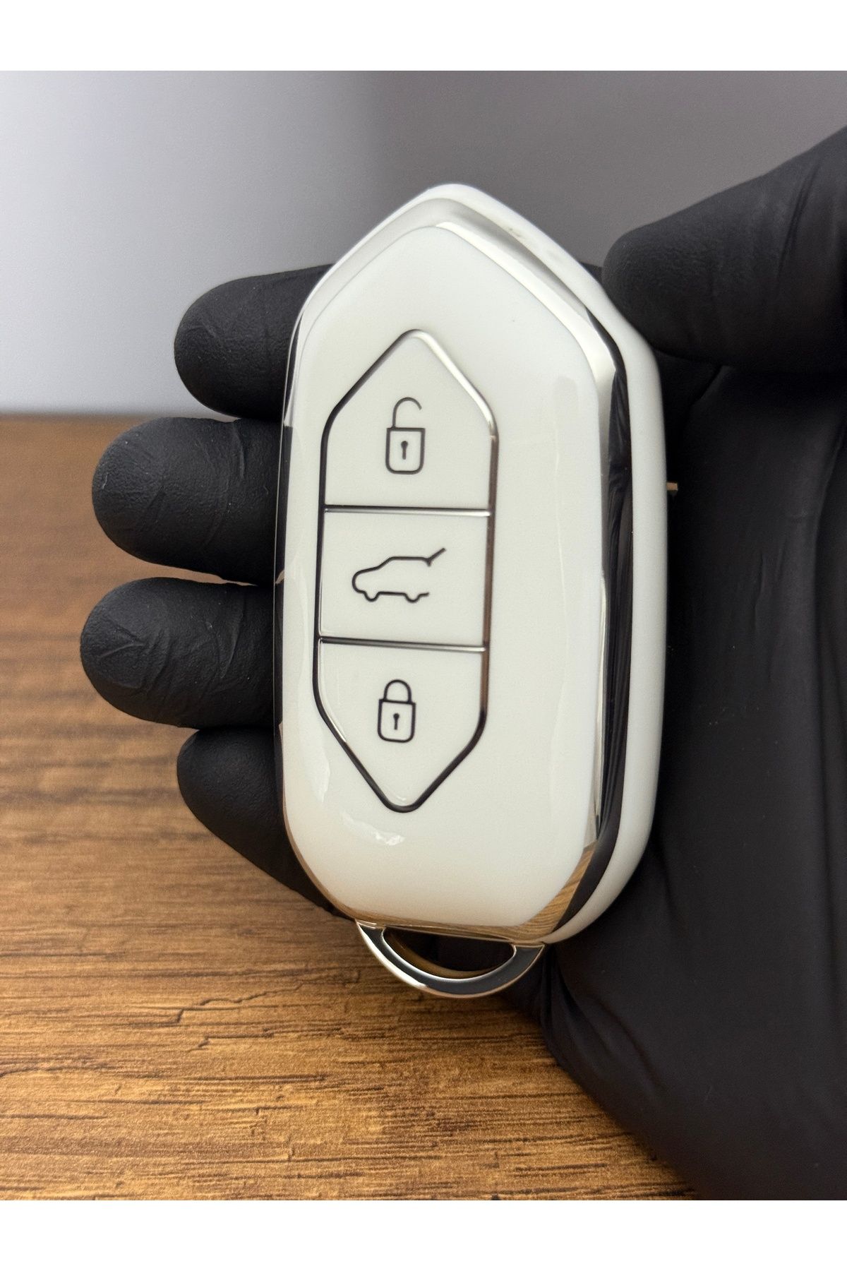 Mavi Keys Togg T10X Smart Uyumlu 3 Düğmeli Silikon Anahtar Kumanda Koruma Kılıfı – Beyaz Gümüş Renk