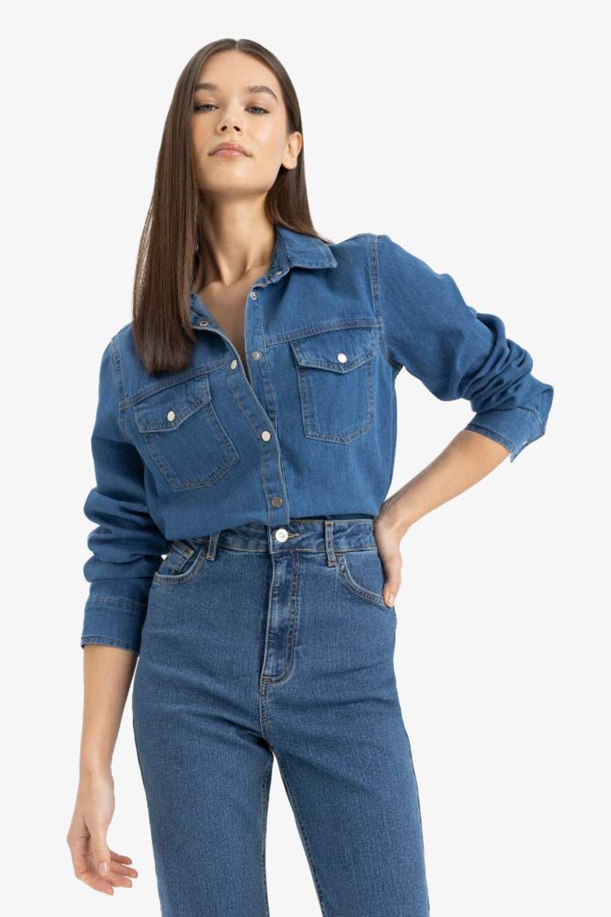 DeFacto Yeni Sezon Slim Fit Dar Kesim Jean Gömlek