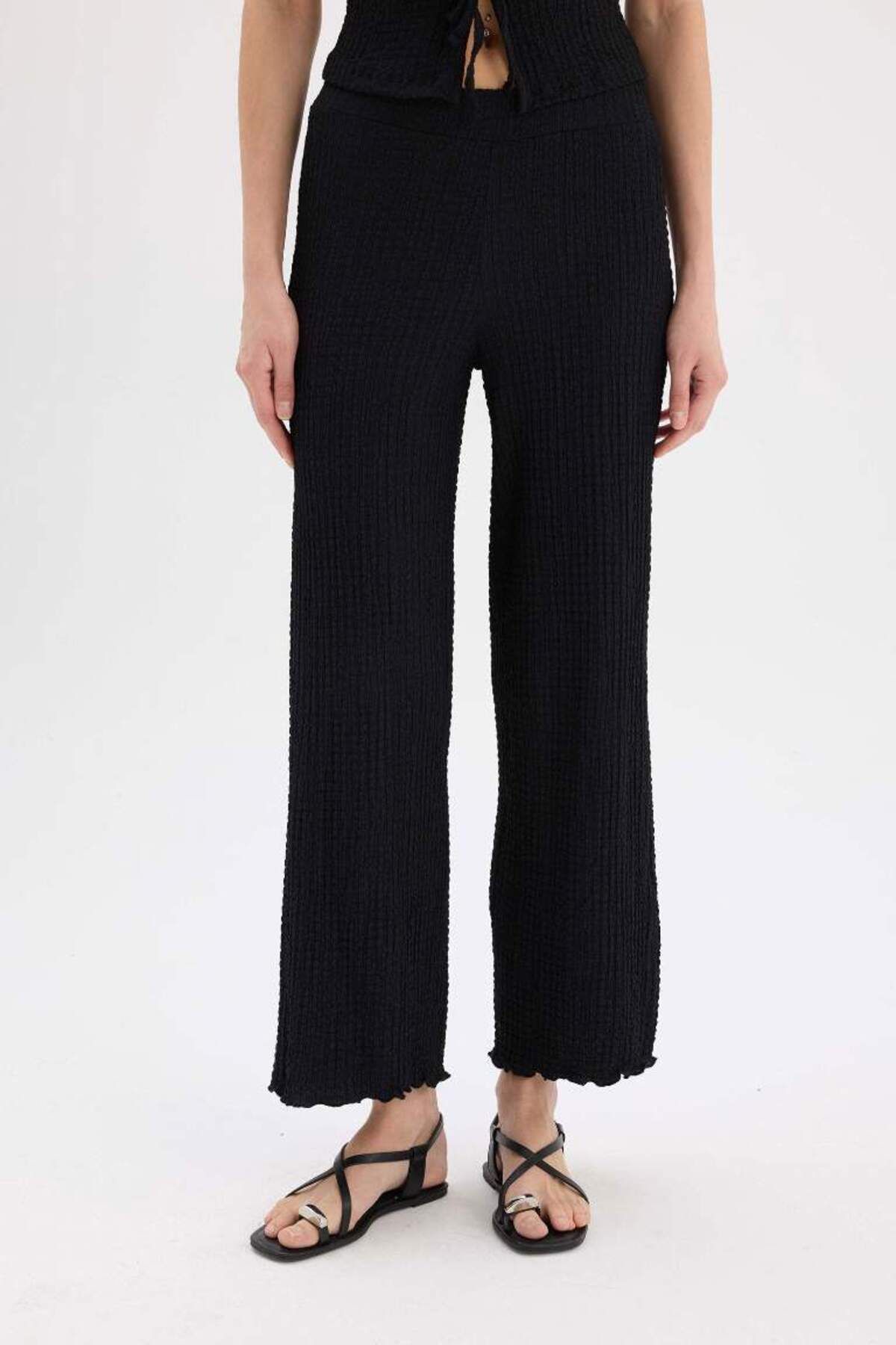 DeFacto Yeni Sezon Wide Leg Bürümcük Pantolon