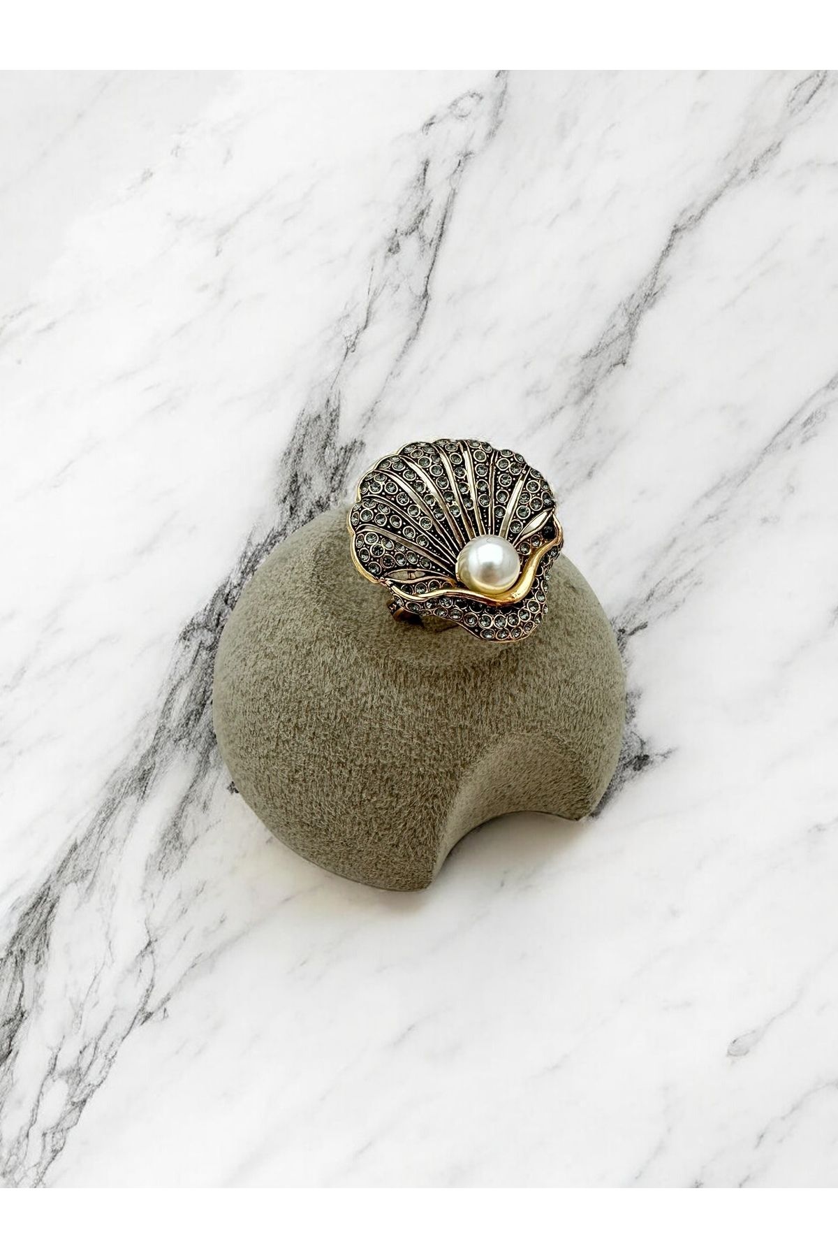 FUYA JEWELLERY İnci Detaylı Midye Yüzük